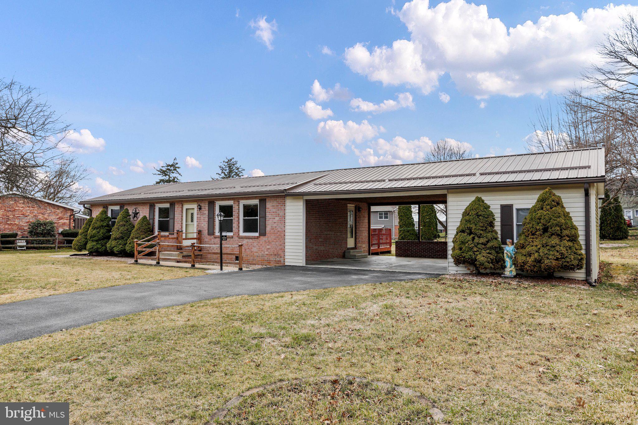 FAYETTEVILLE - Residential