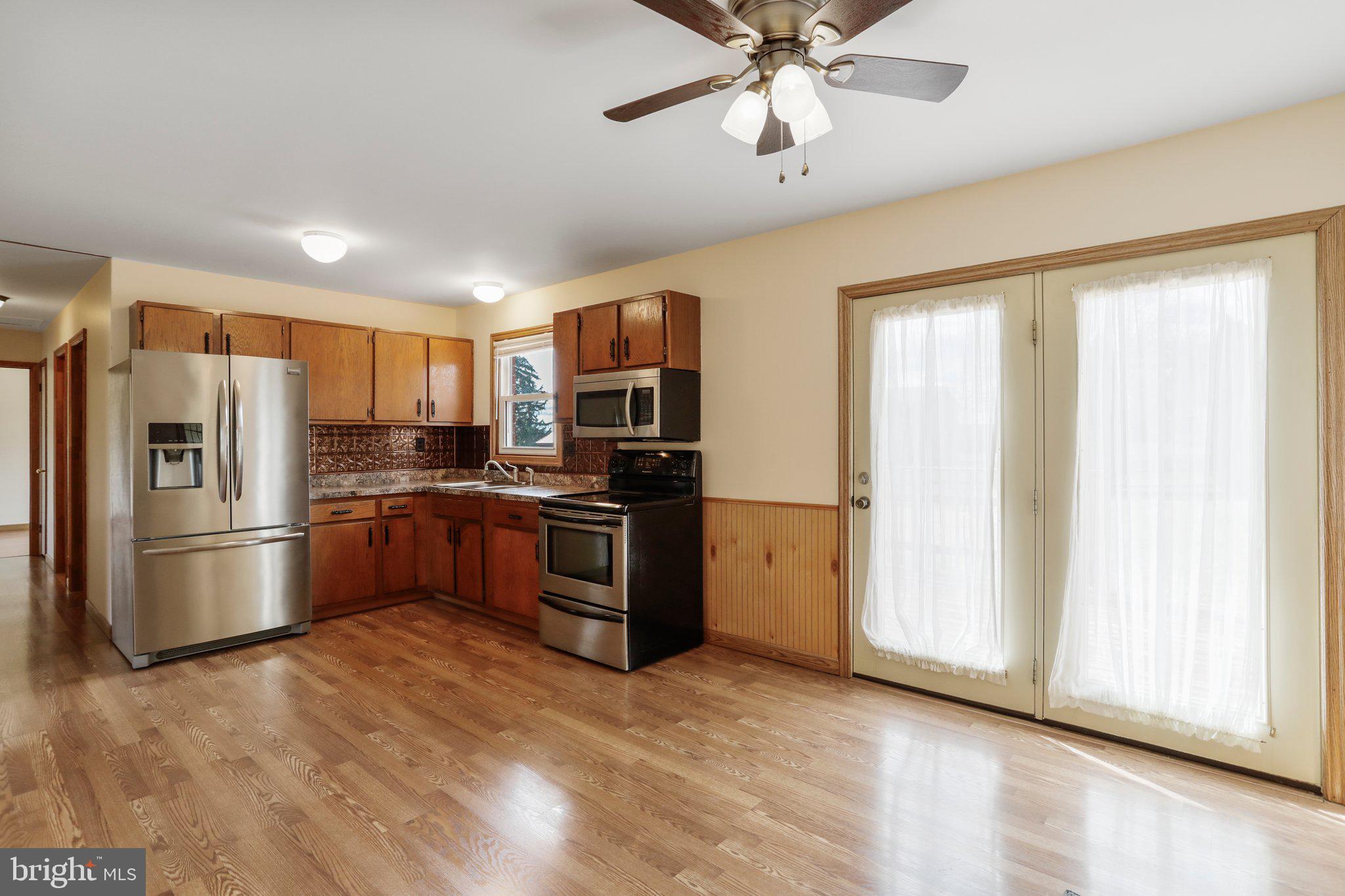 FAYETTEVILLE - Residential