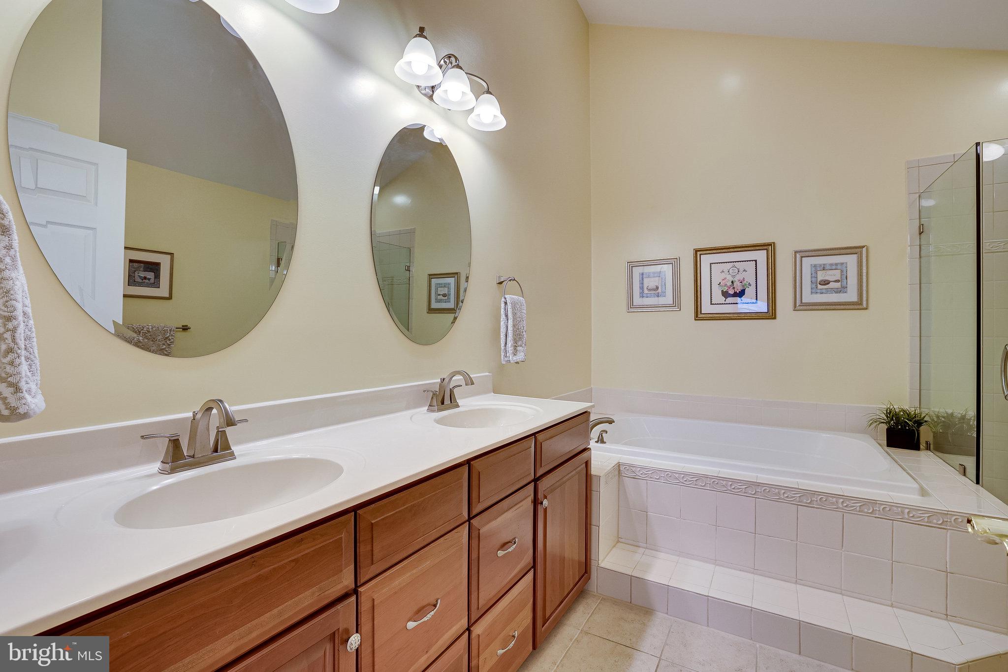 BELMONT COUNTRY CLUB - Residential