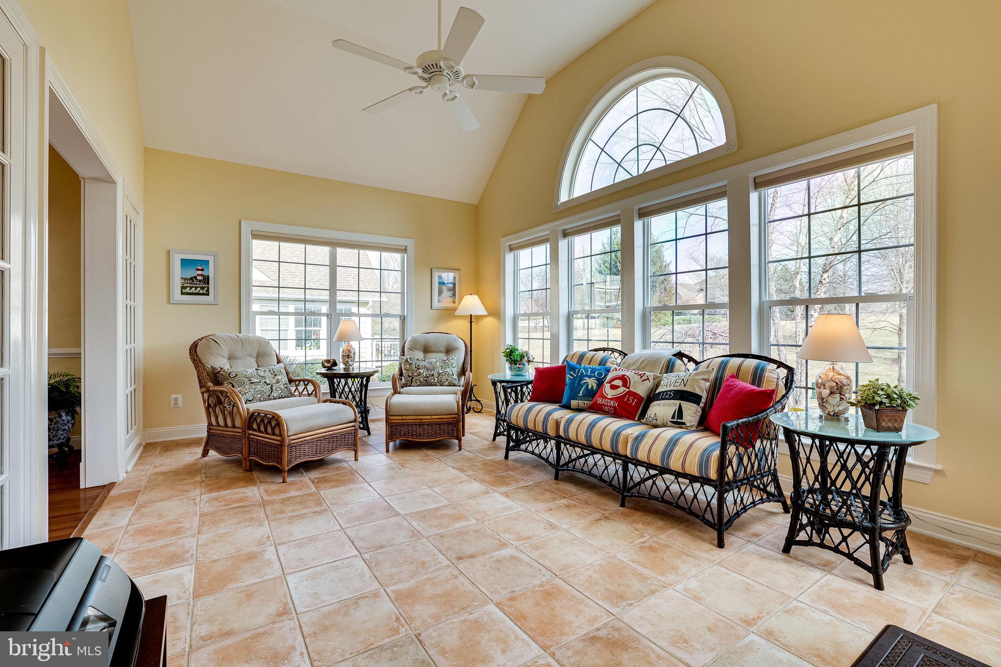 BELMONT COUNTRY CLUB - Residential