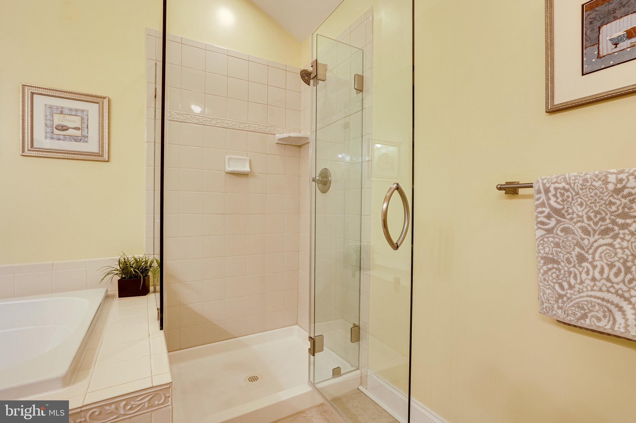 BELMONT COUNTRY CLUB - Residential