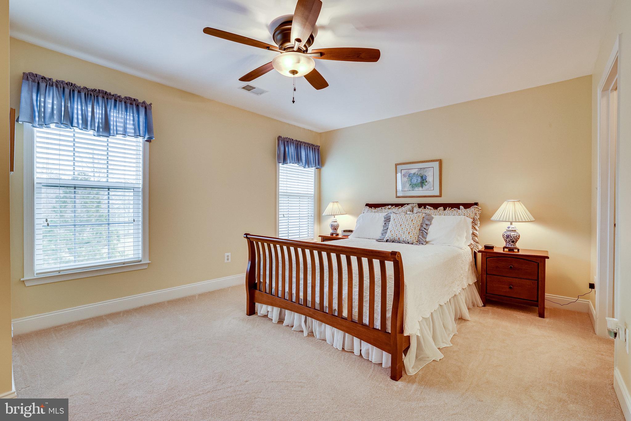 BELMONT COUNTRY CLUB - Residential