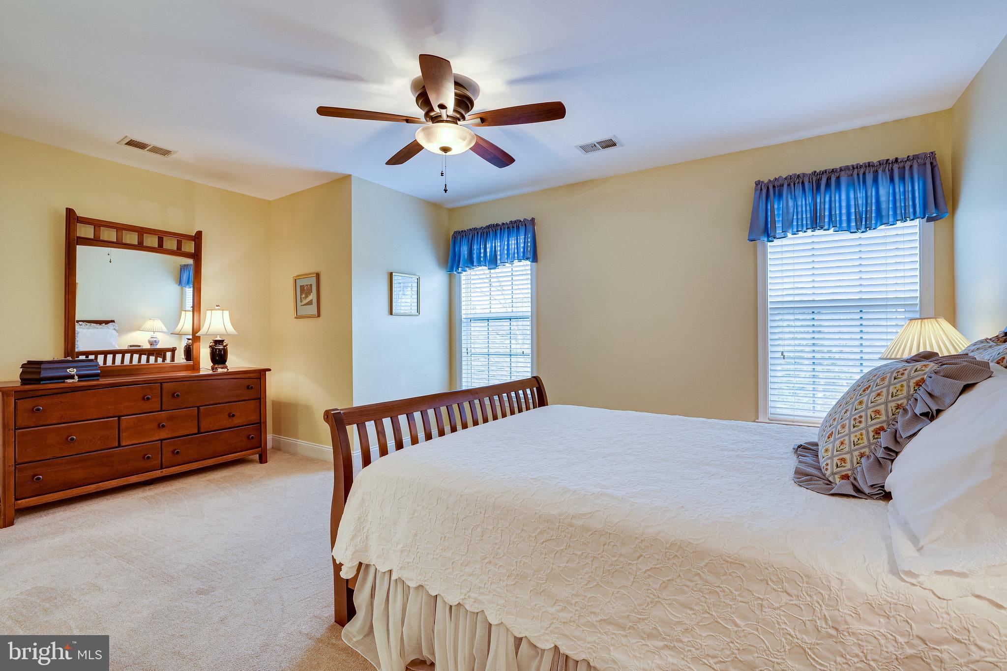 BELMONT COUNTRY CLUB - Residential