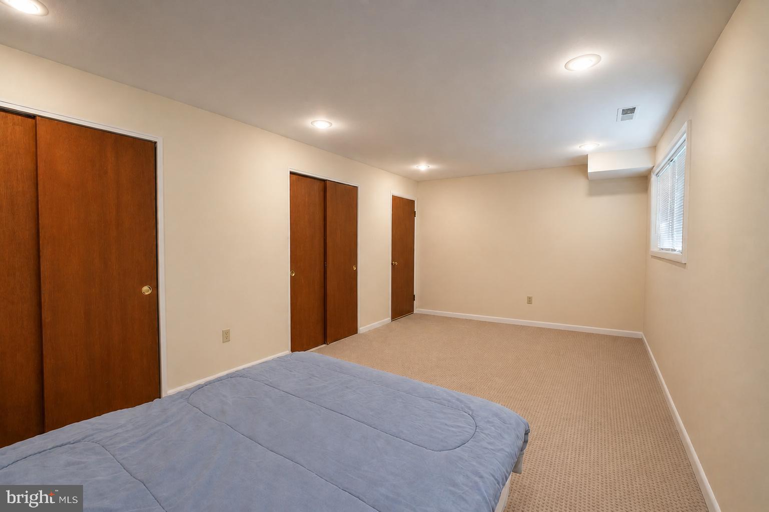 GLENORA HILLS - Residential