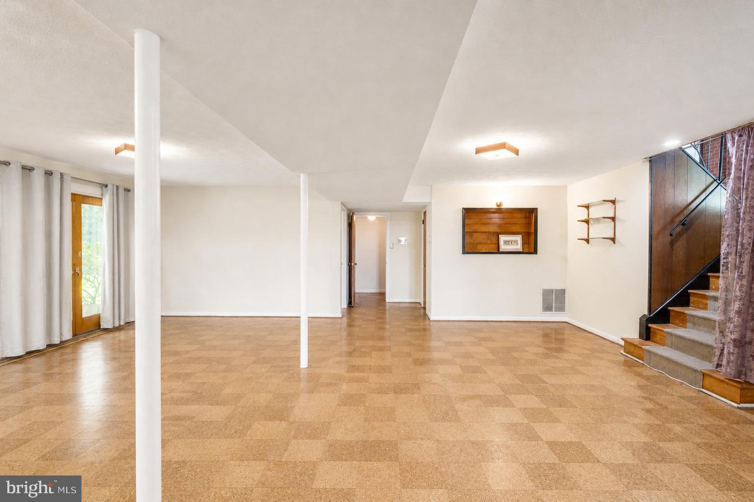 GLENORA HILLS - Residential
