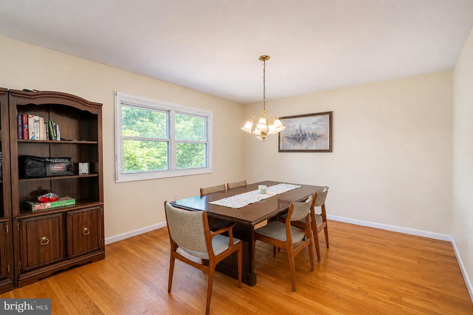 GLENORA HILLS - Residential