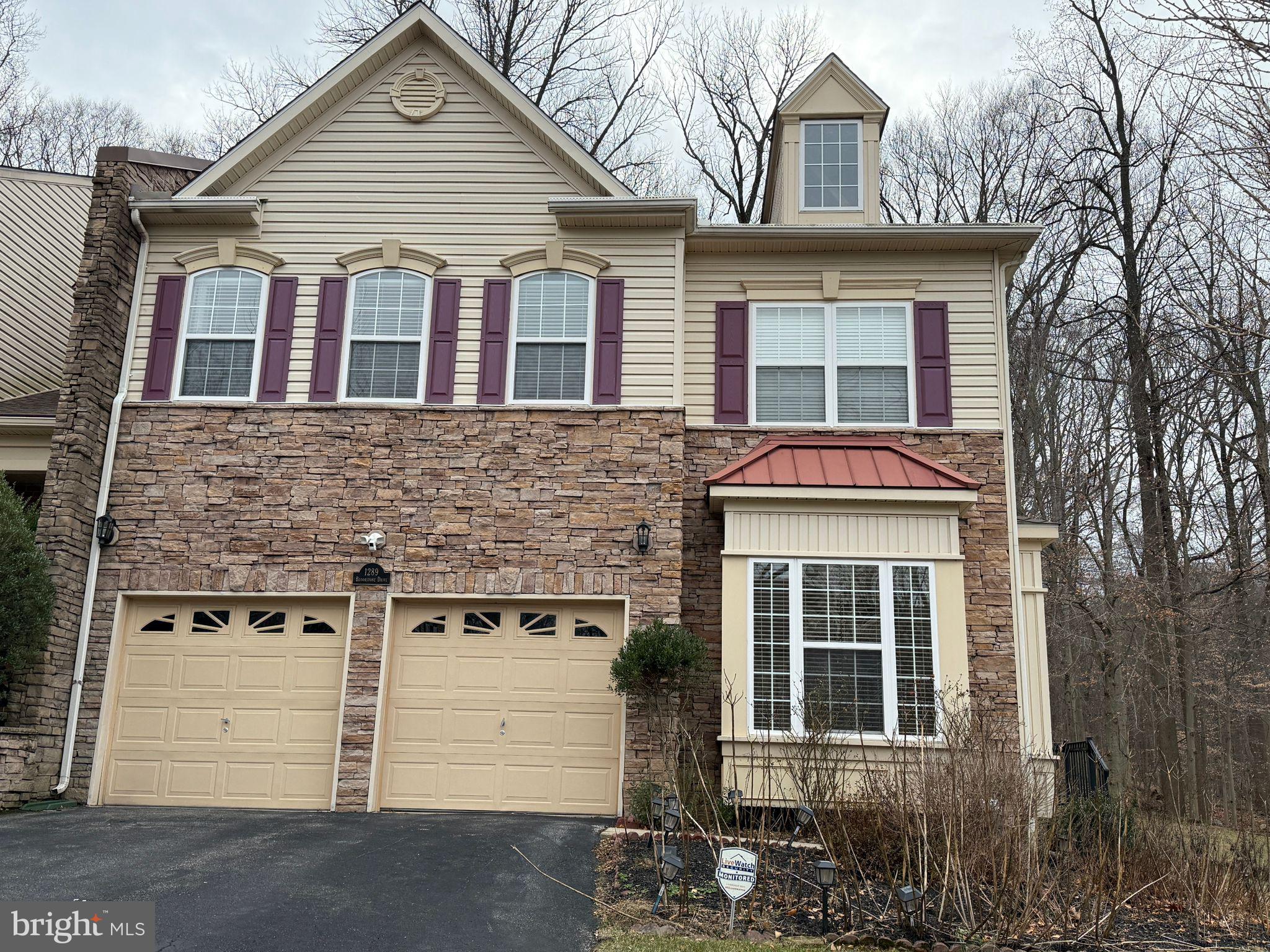 NORTHBROOK - Residential Lease