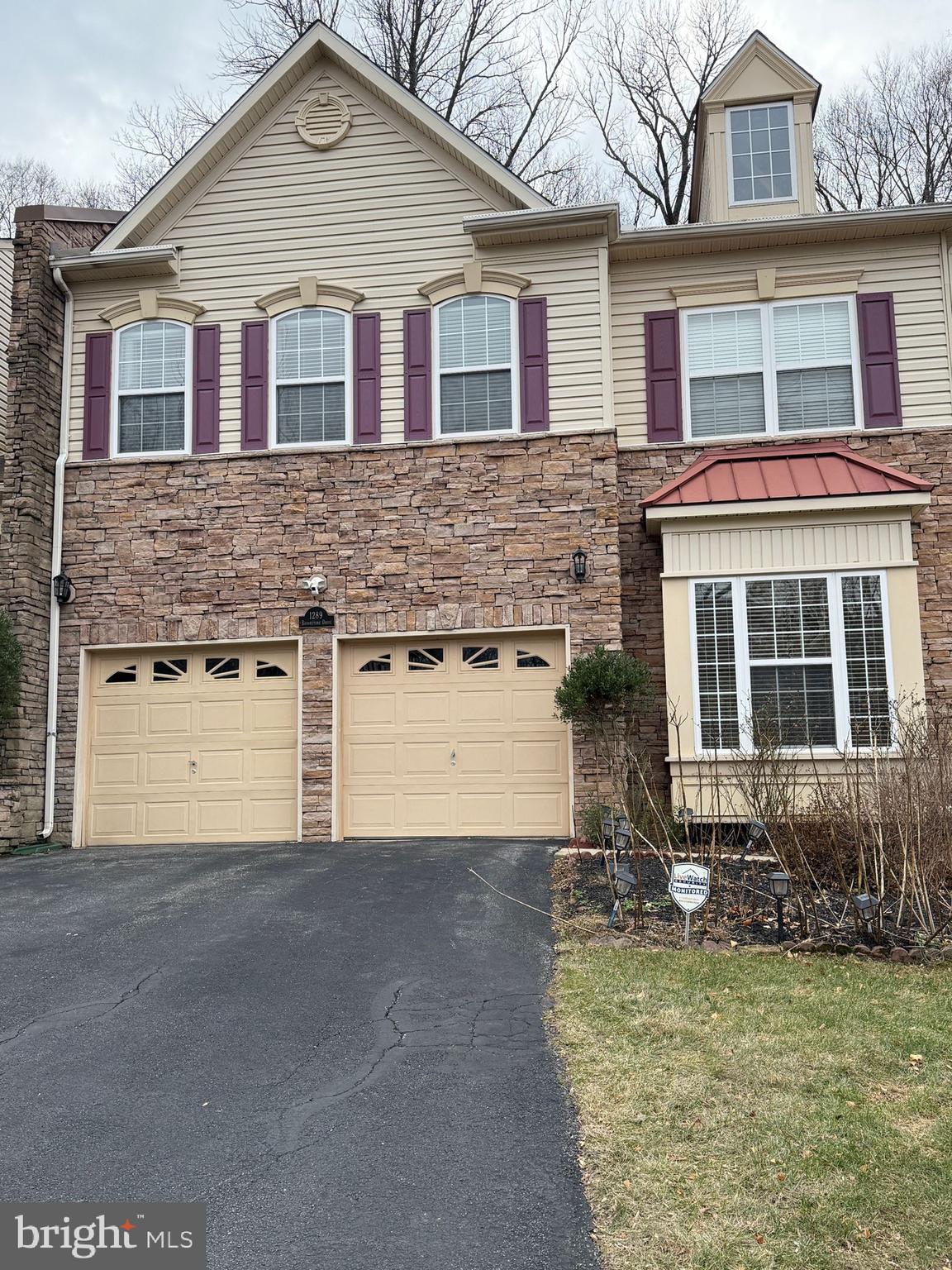 NORTHBROOK - Residential Lease