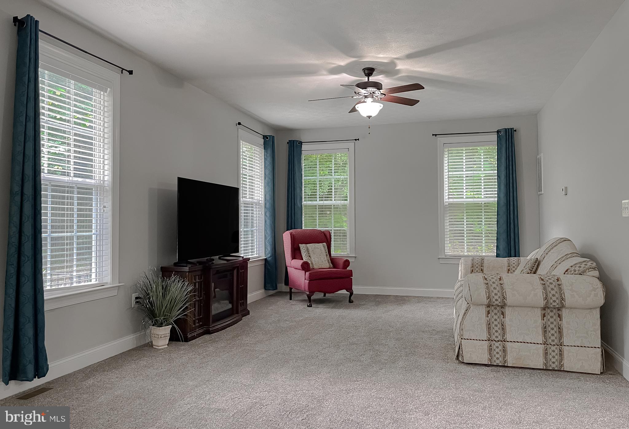41699 COURTHOUSE DRIVE
