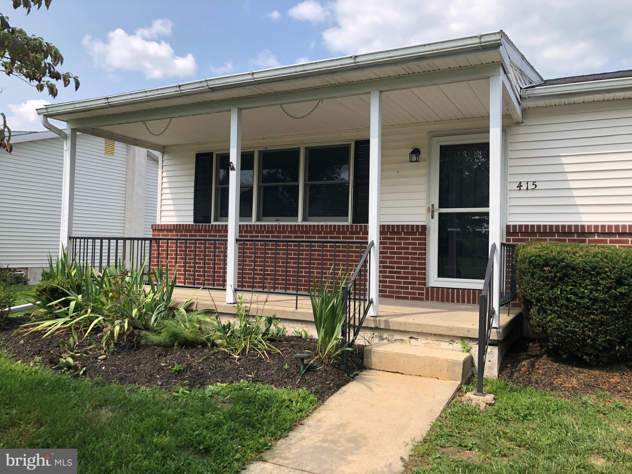 PRESIDENTIAL ESTS - Residential