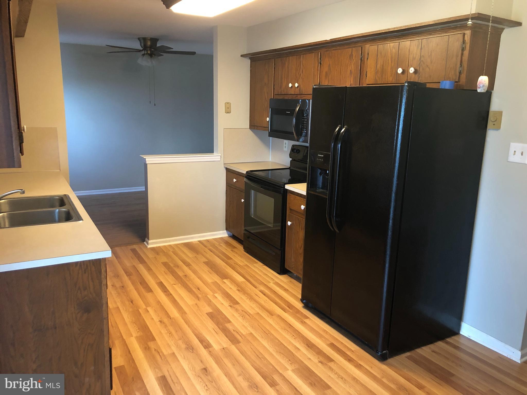 PRESIDENTIAL ESTS - Residential