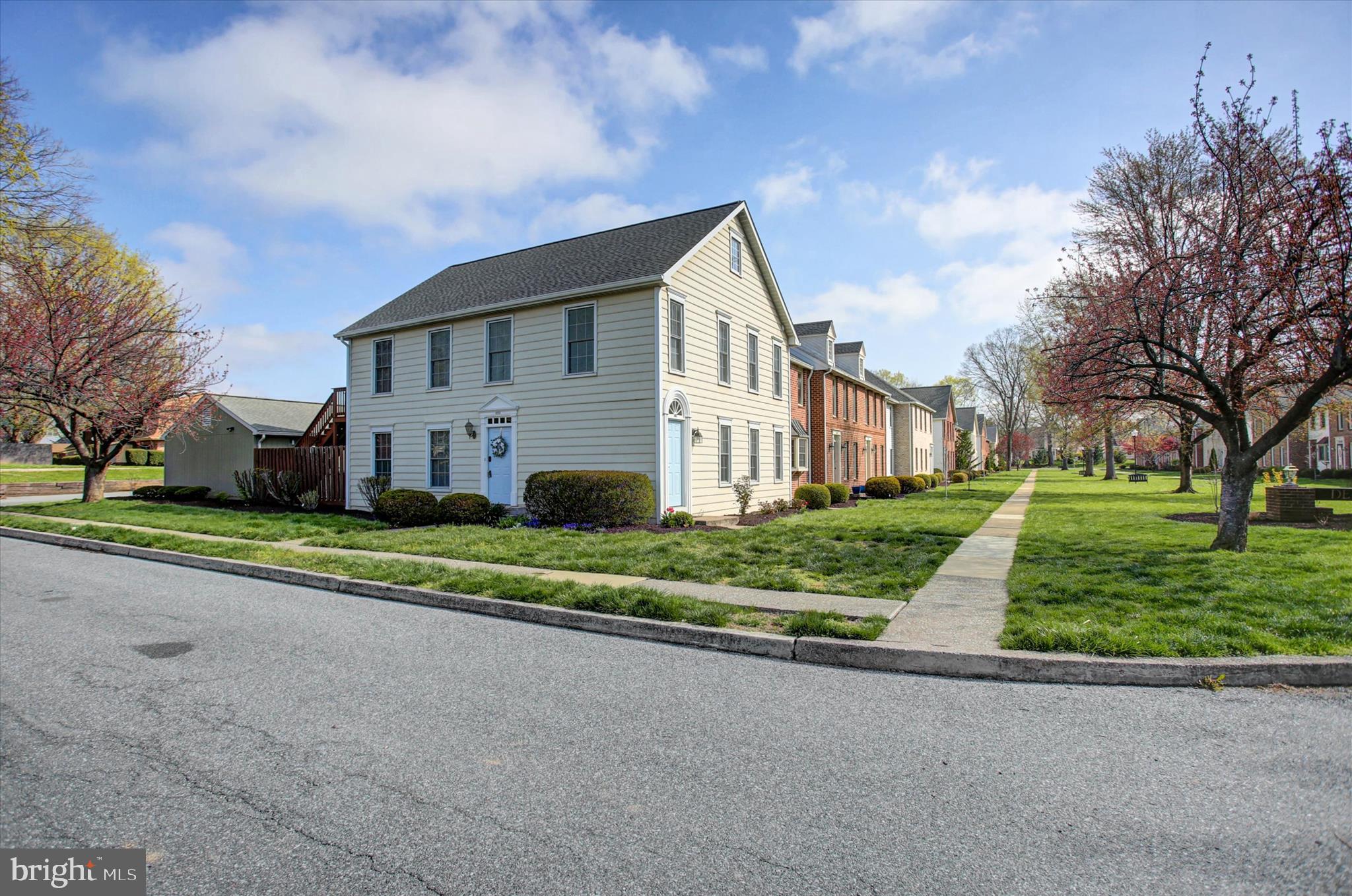DELANCEY COURT - Residential