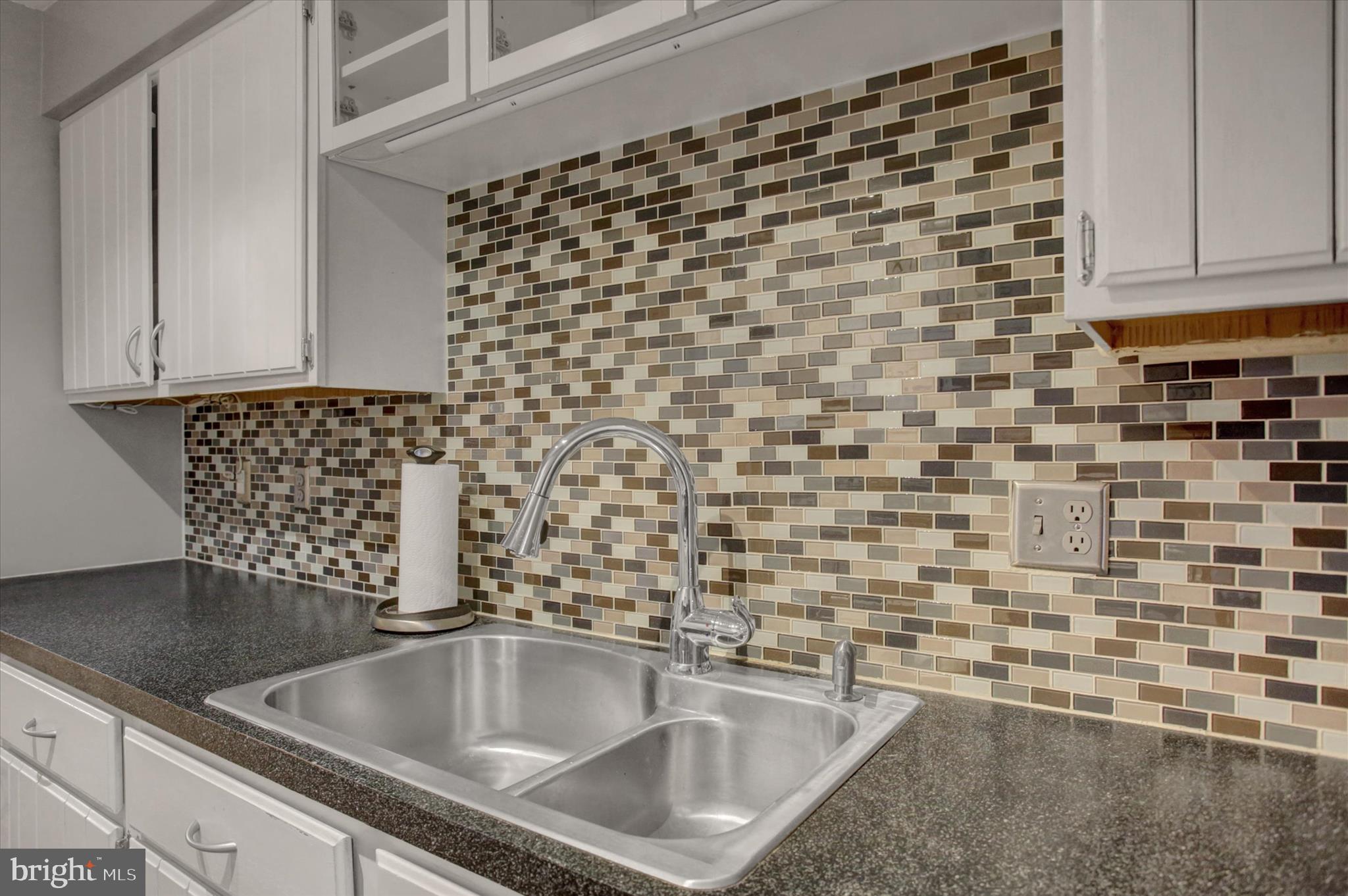 DELANCEY COURT - Residential