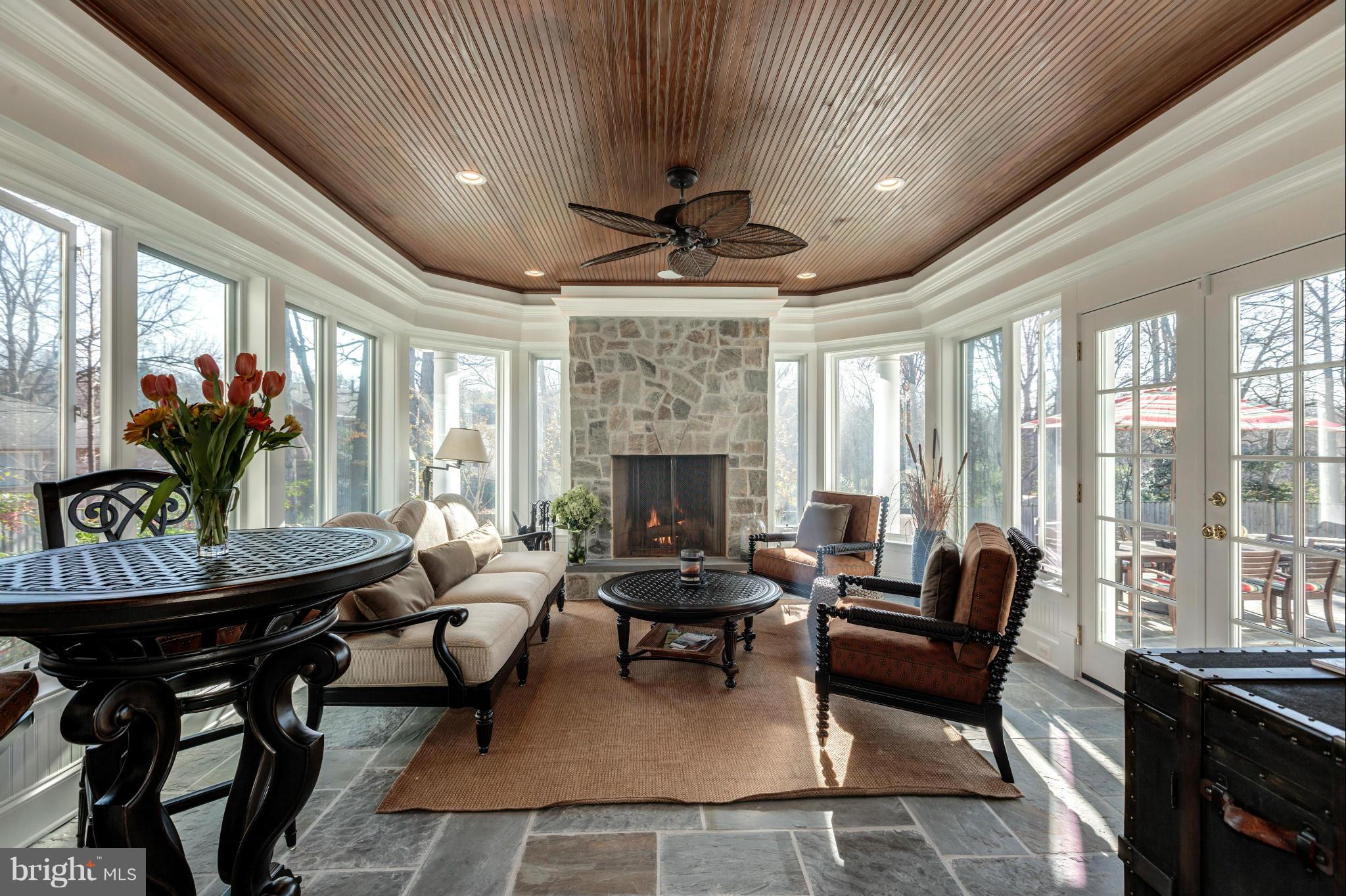 EL NIDO - Residential