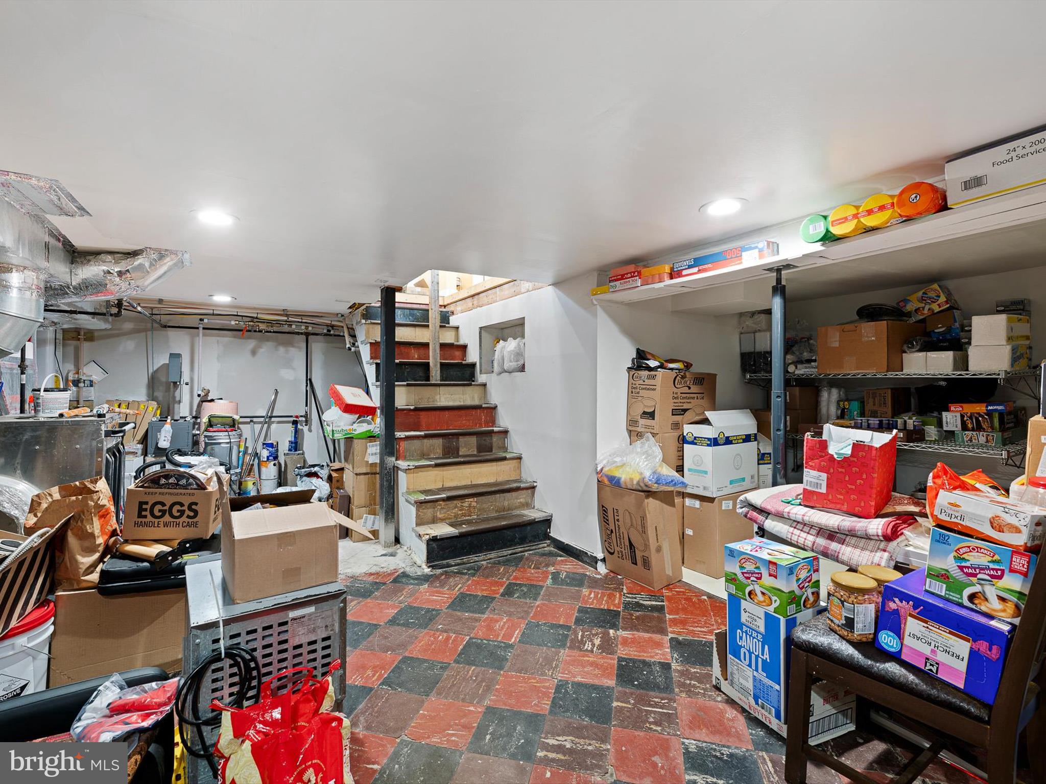 EAST LAKE GDNS - Commercial Sale