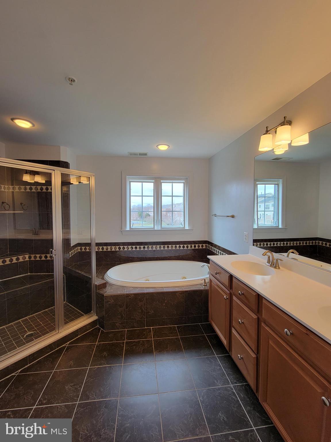 OAK CREEK CLUB GOLF COURSE - Residential Lease