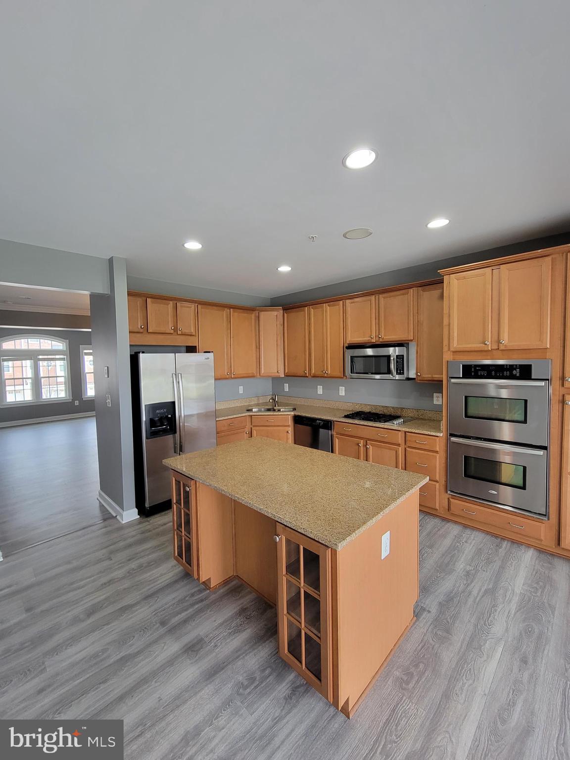 OAK CREEK CLUB GOLF COURSE - Residential Lease