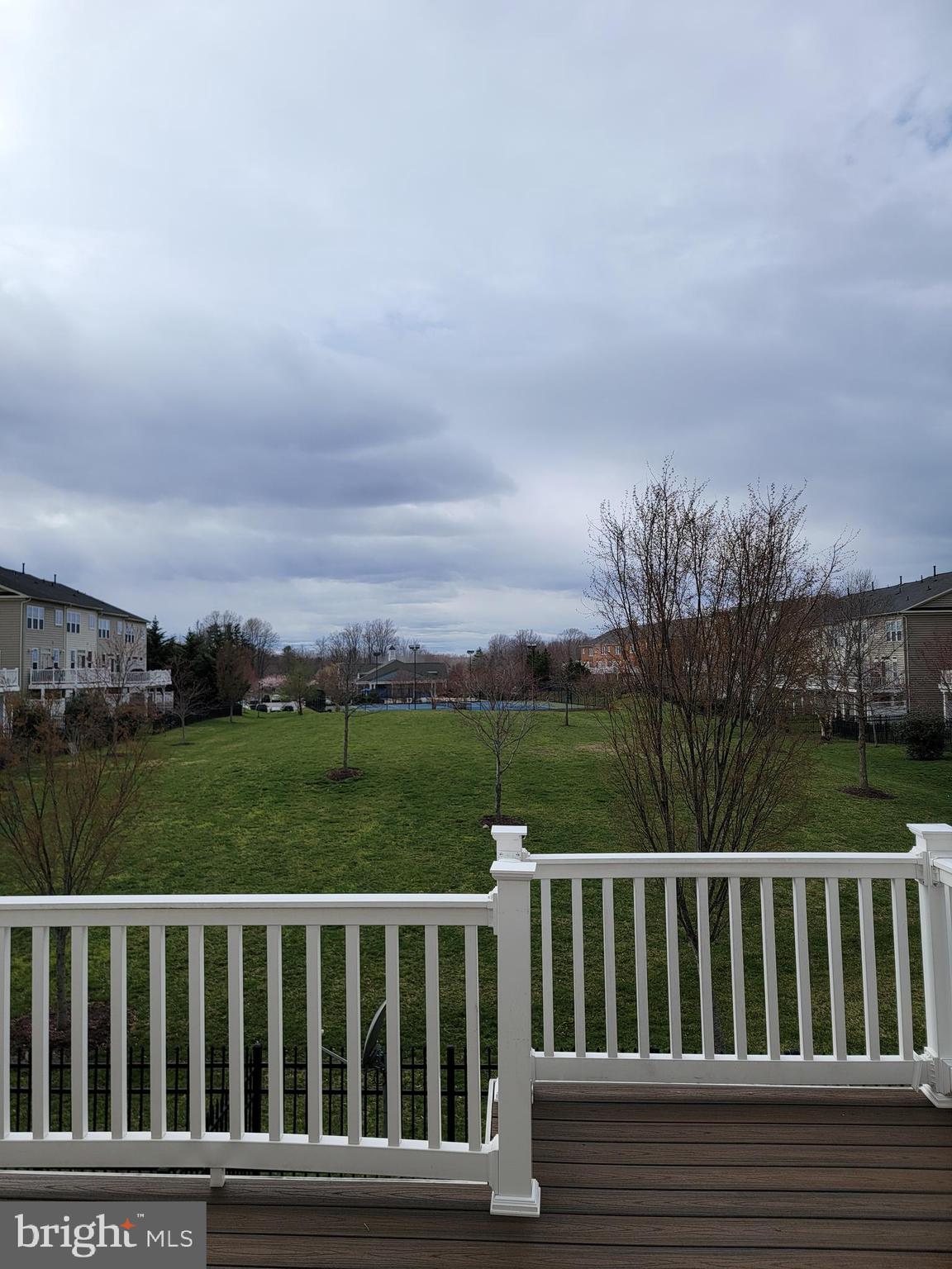 OAK CREEK CLUB GOLF COURSE - Residential Lease