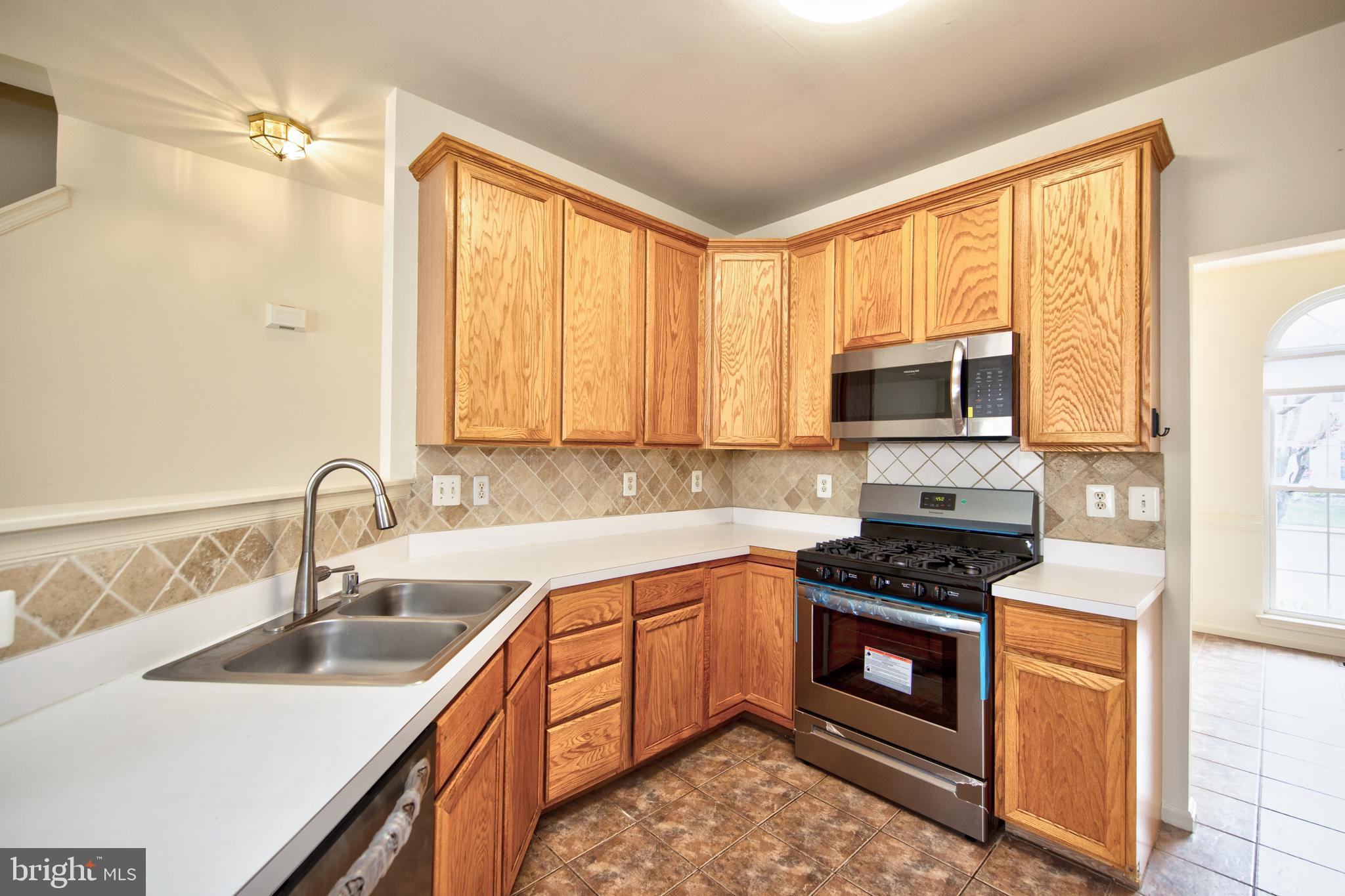 HOLLY WOODS - Residential