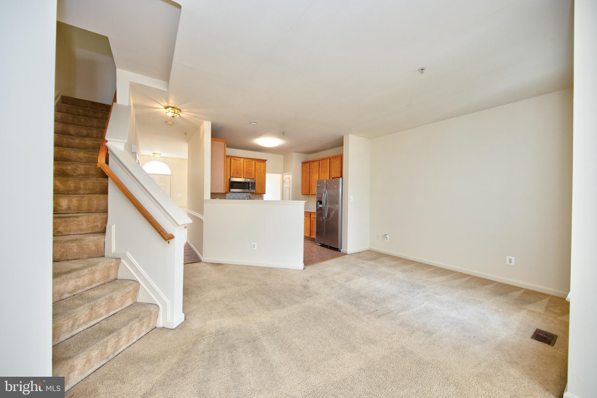 HOLLY WOODS - Residential