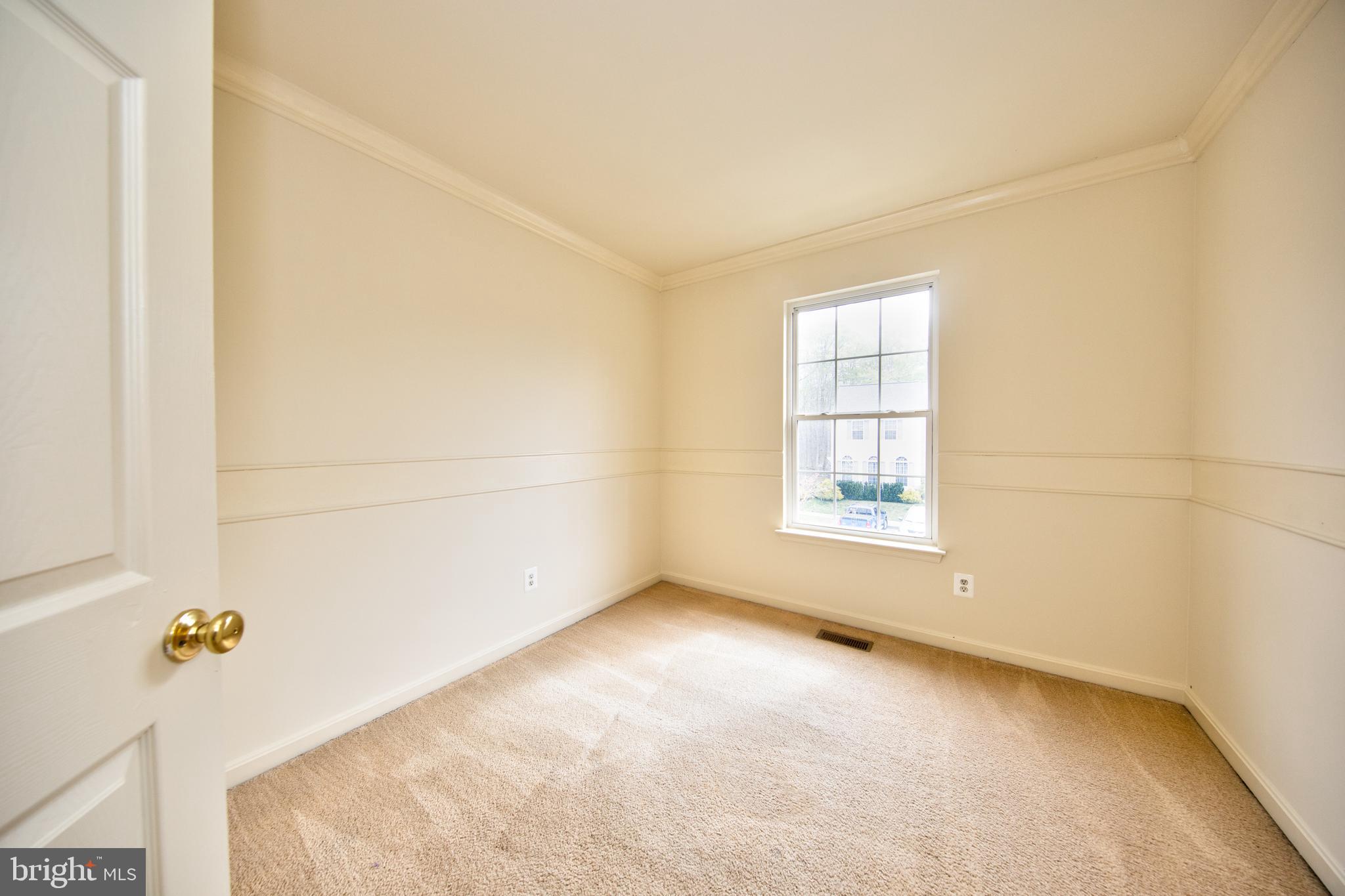 HOLLY WOODS - Residential