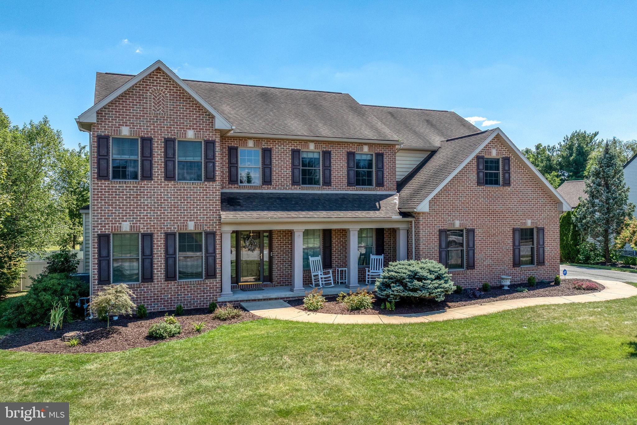 680 FOXTAIL DRIVE