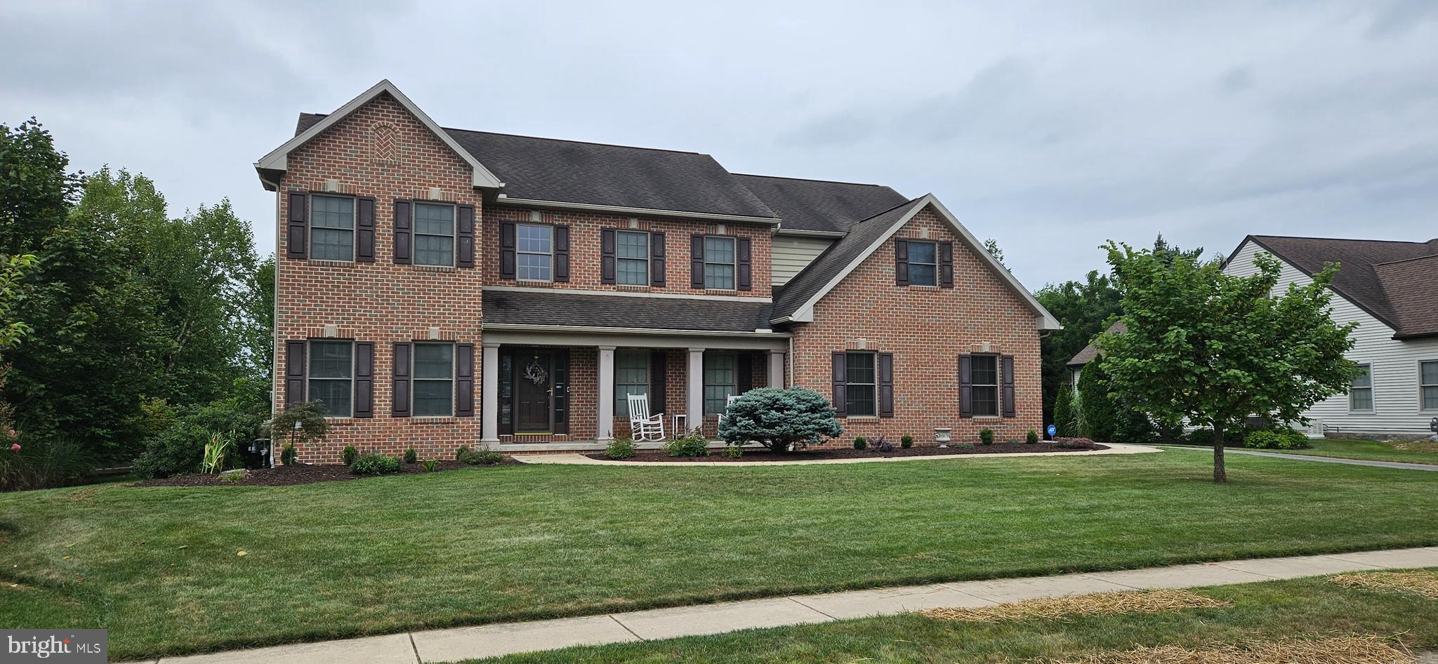 680 FOXTAIL DRIVE