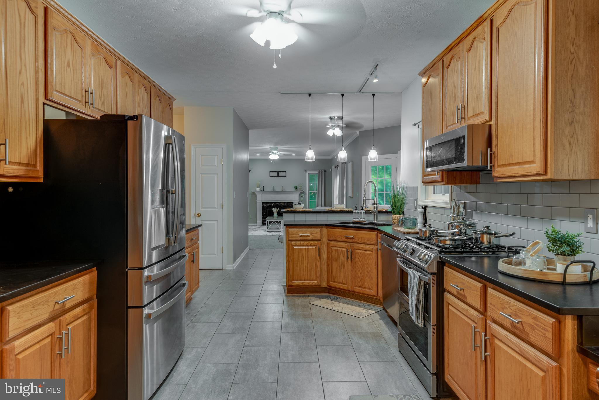 HILTON RIDGE ESTATES - Residential