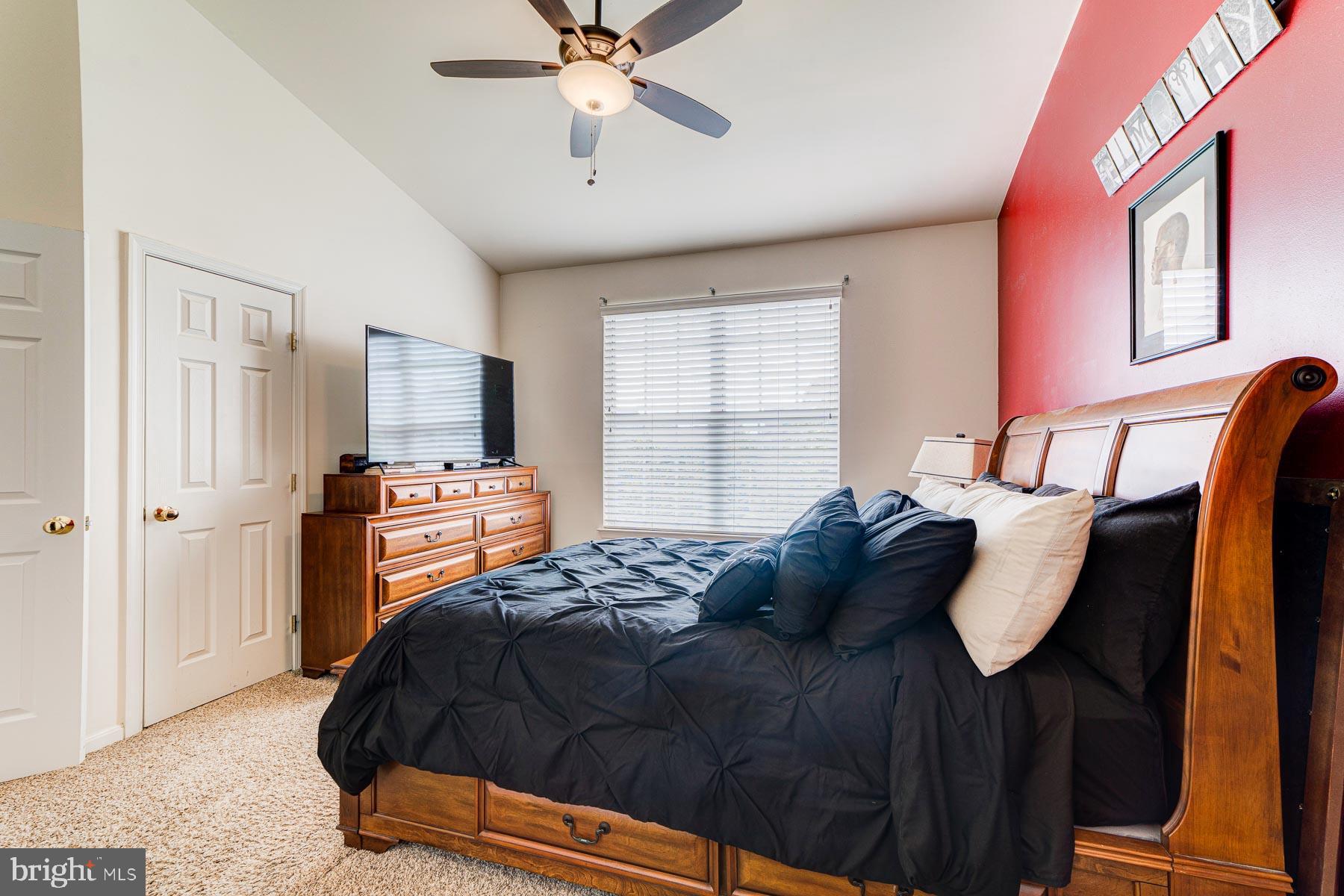 HAMPSHIRE HALL CONDO - Residential