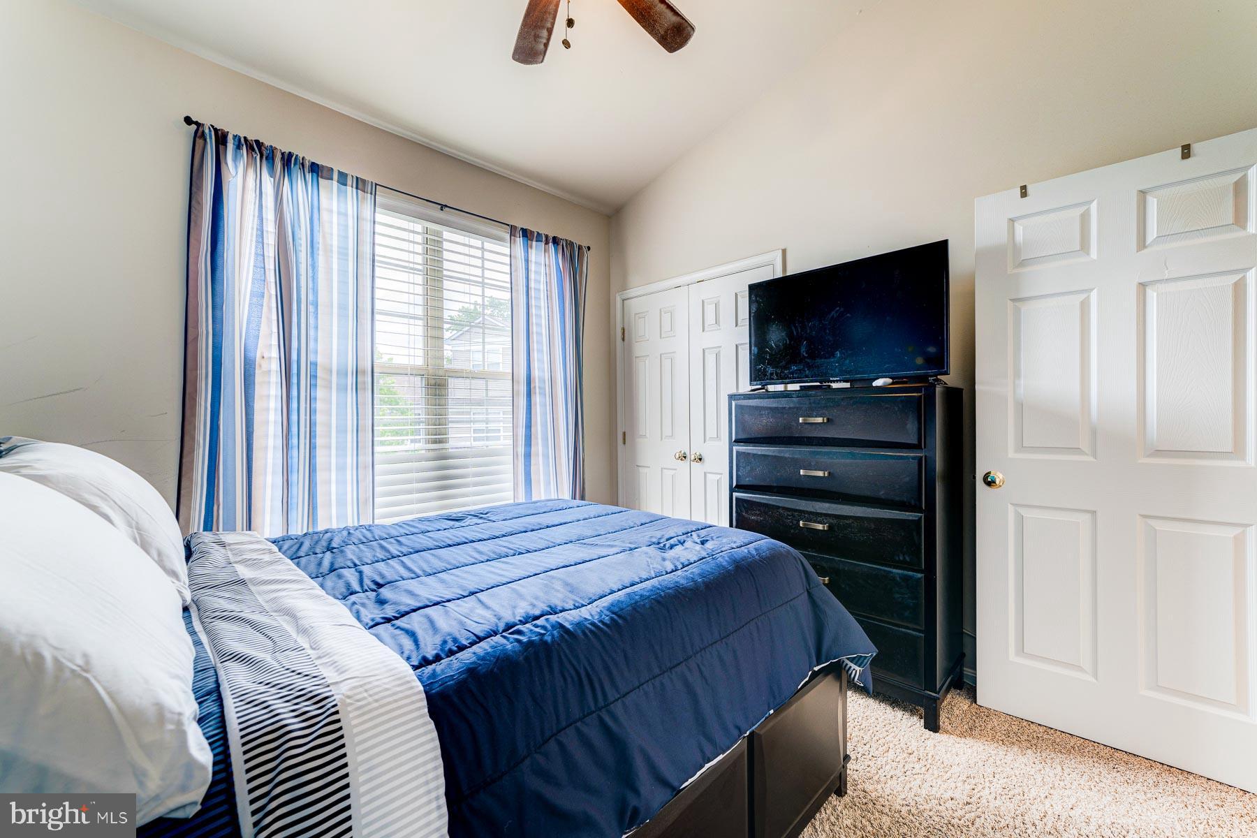 HAMPSHIRE HALL CONDO - Residential