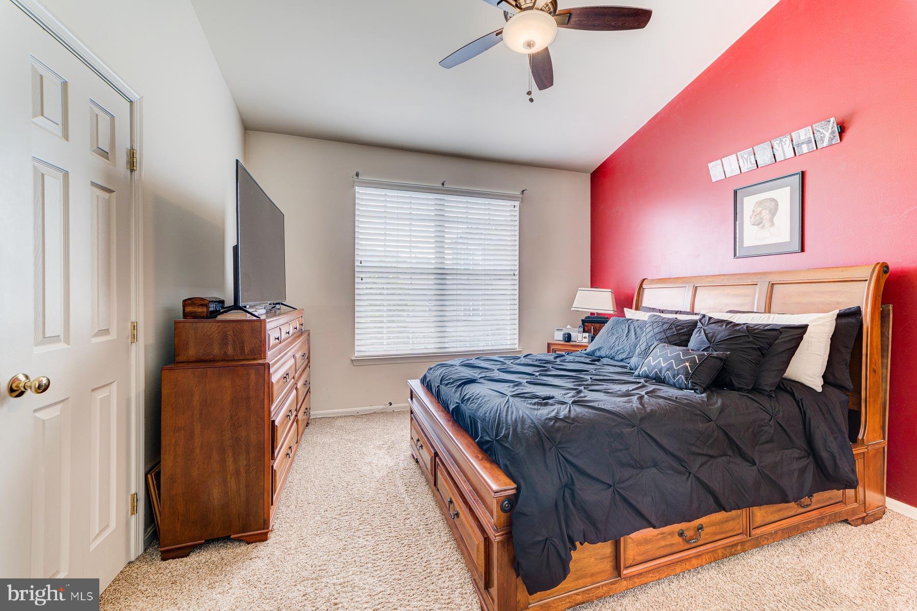 HAMPSHIRE HALL CONDO - Residential