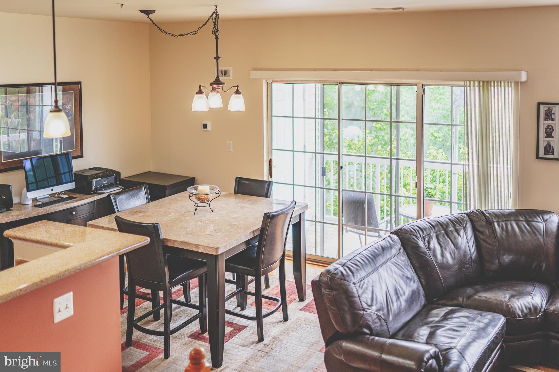 HAMPSHIRE HALL CONDO - Residential