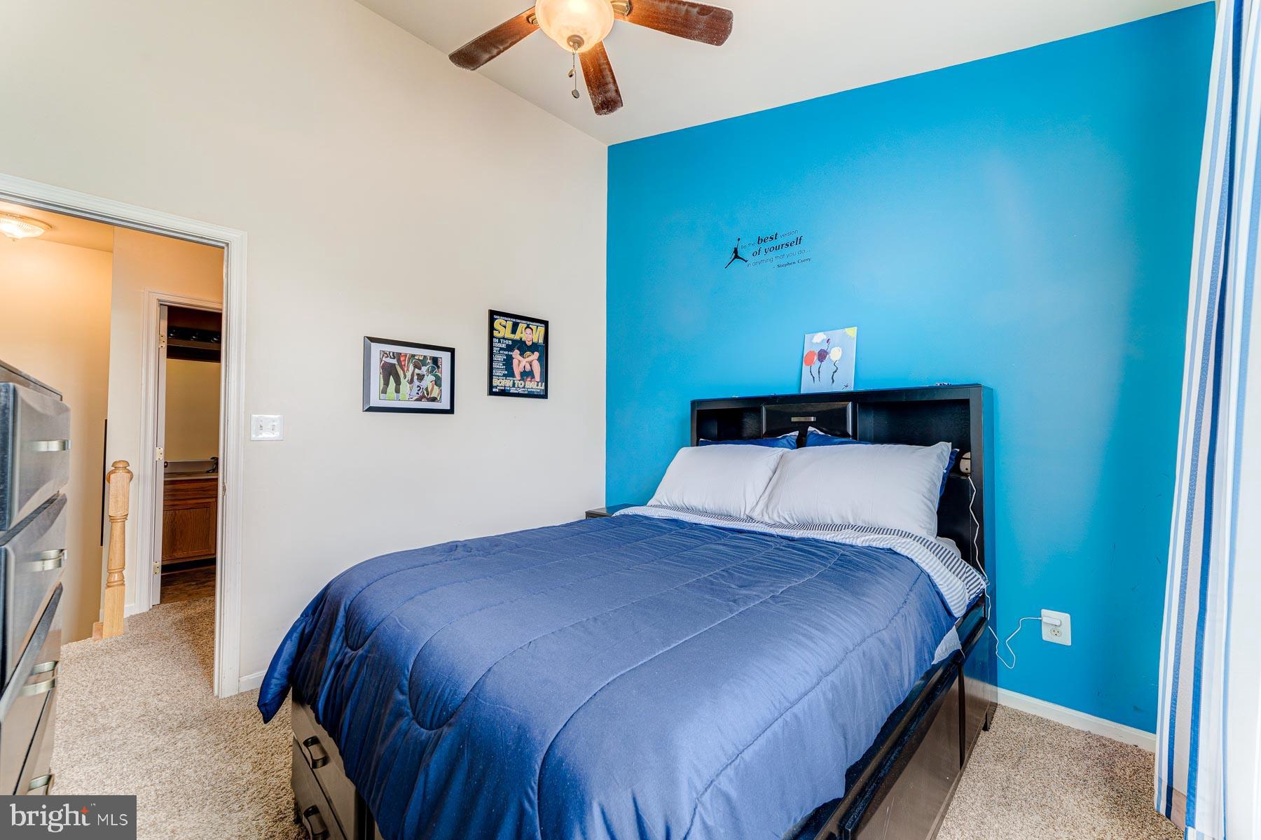 HAMPSHIRE HALL CONDO - Residential