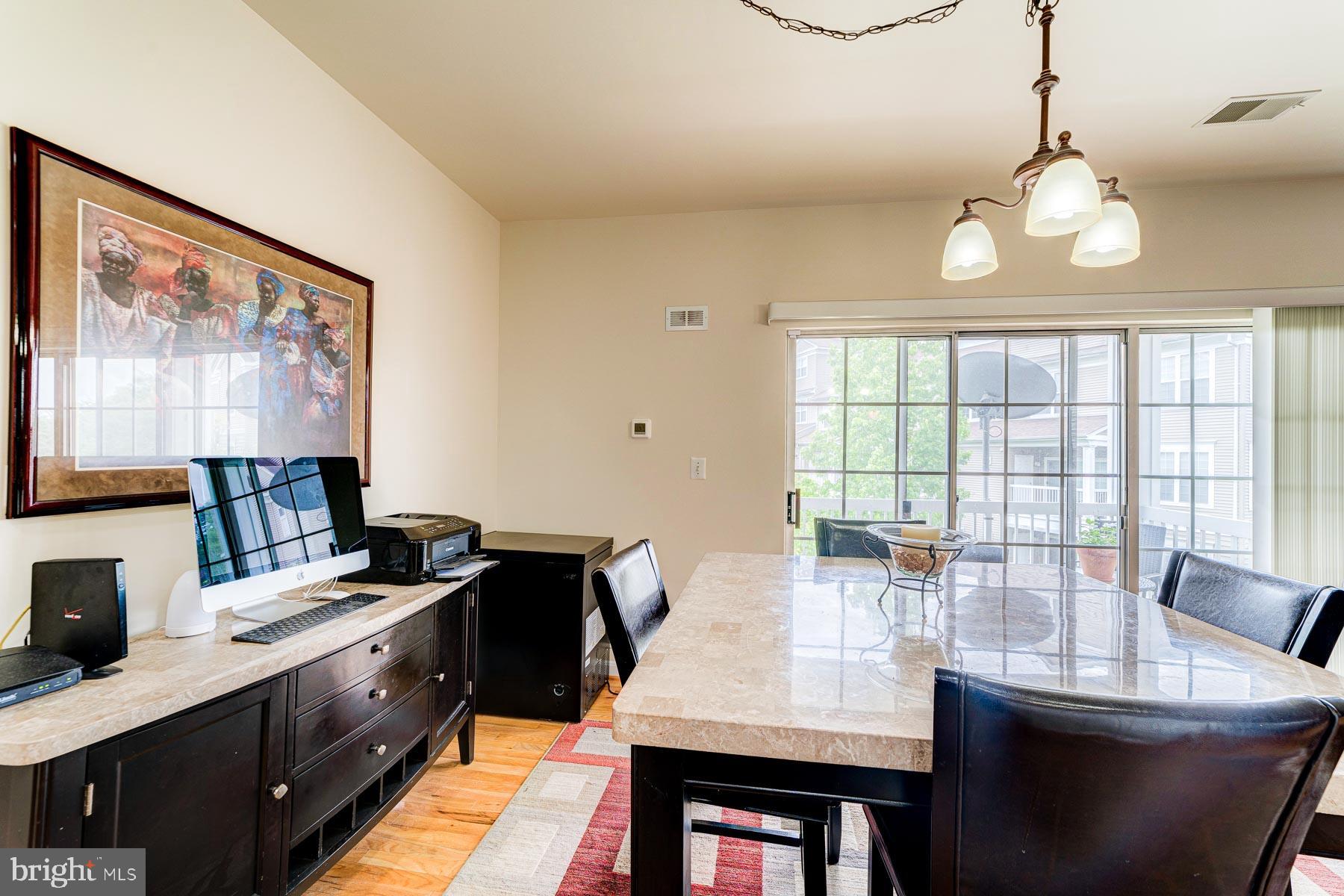 HAMPSHIRE HALL CONDO - Residential