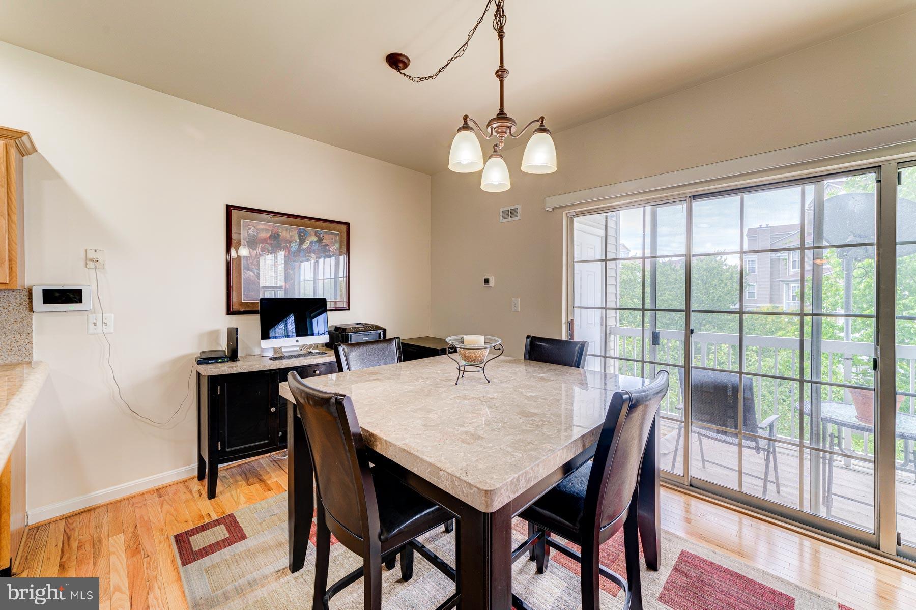 HAMPSHIRE HALL CONDO - Residential