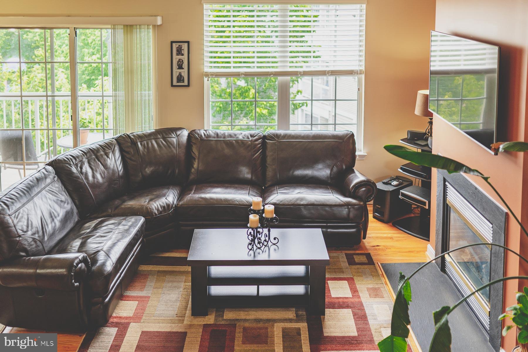 HAMPSHIRE HALL CONDO - Residential