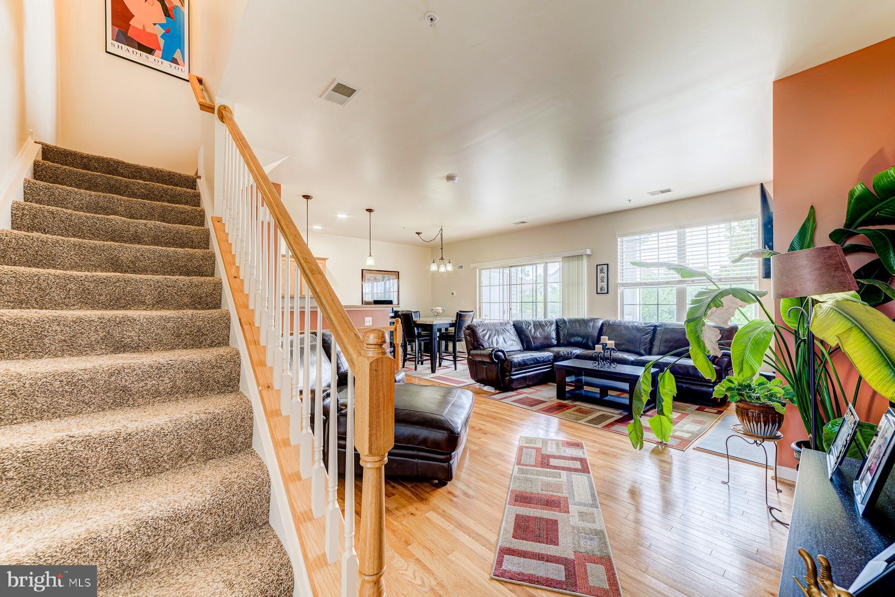 HAMPSHIRE HALL CONDO - Residential