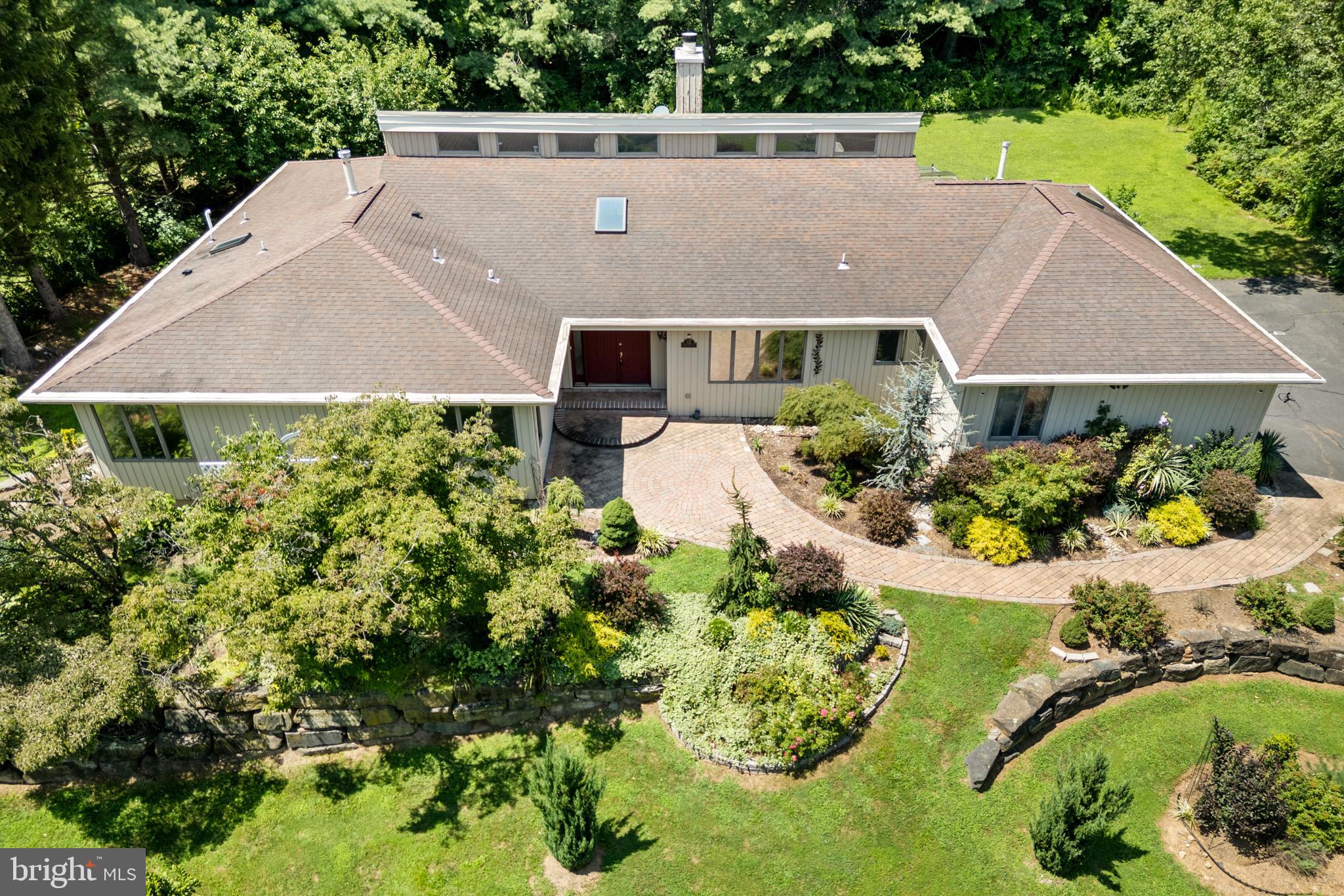 12 OAK PLACE