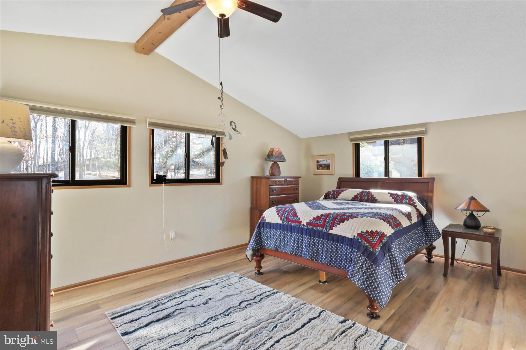 THE WOODS - Residential