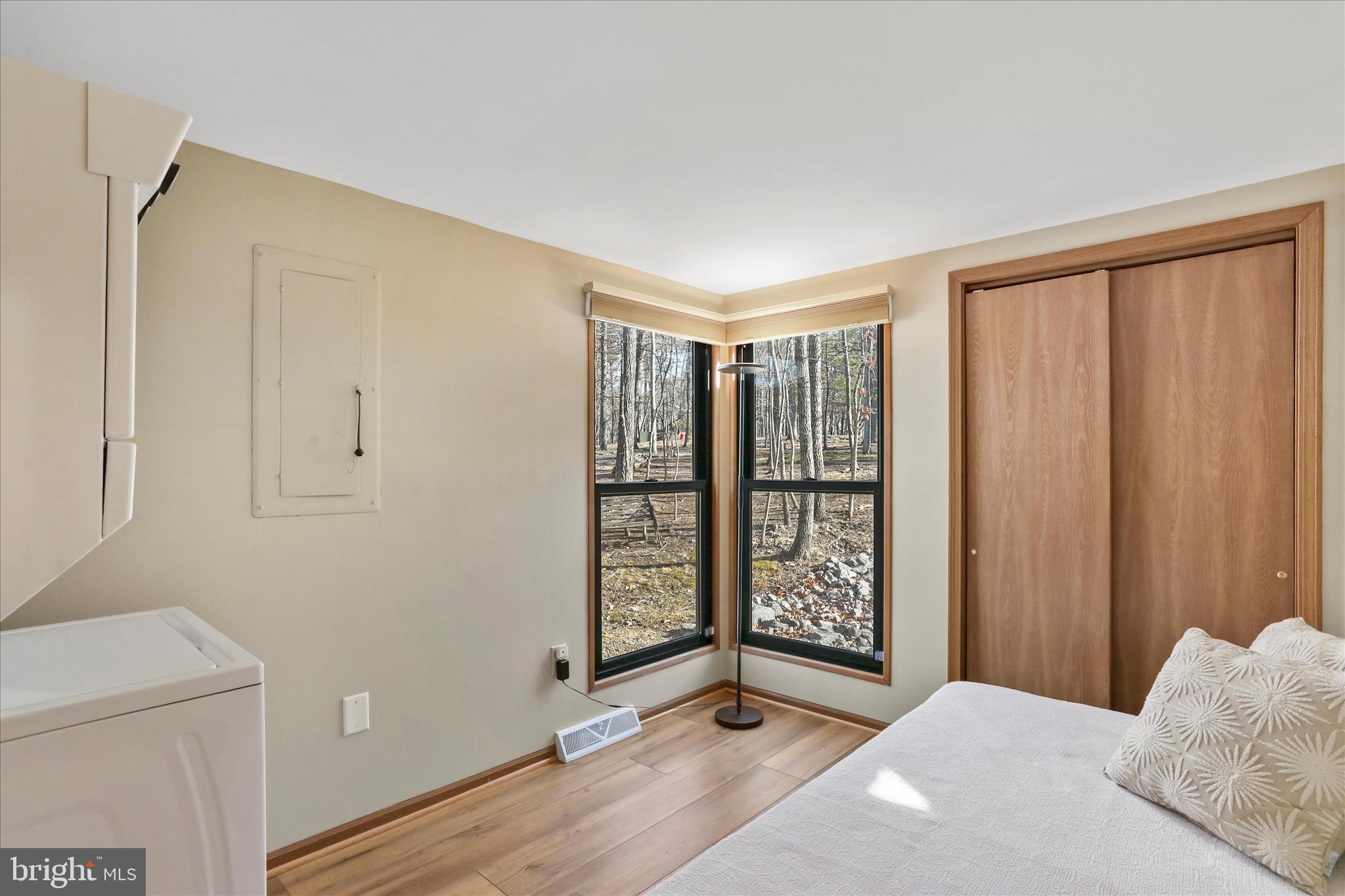 THE WOODS - Residential