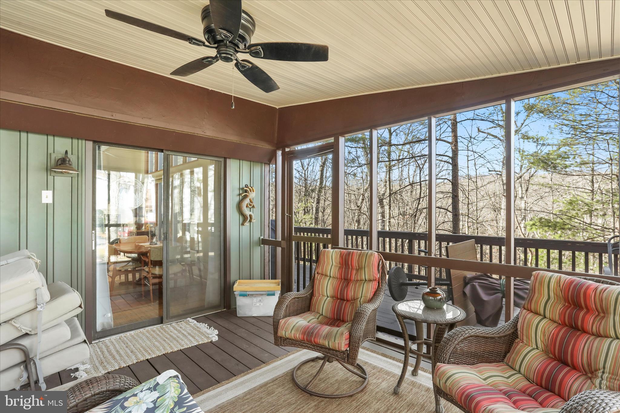 THE WOODS - Residential