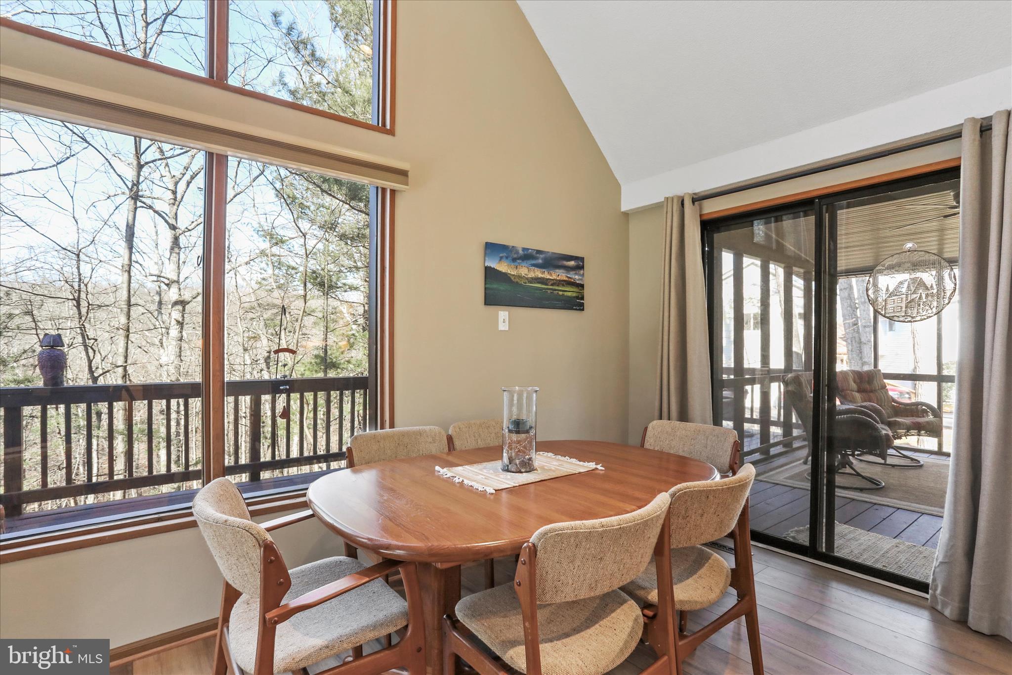 THE WOODS - Residential