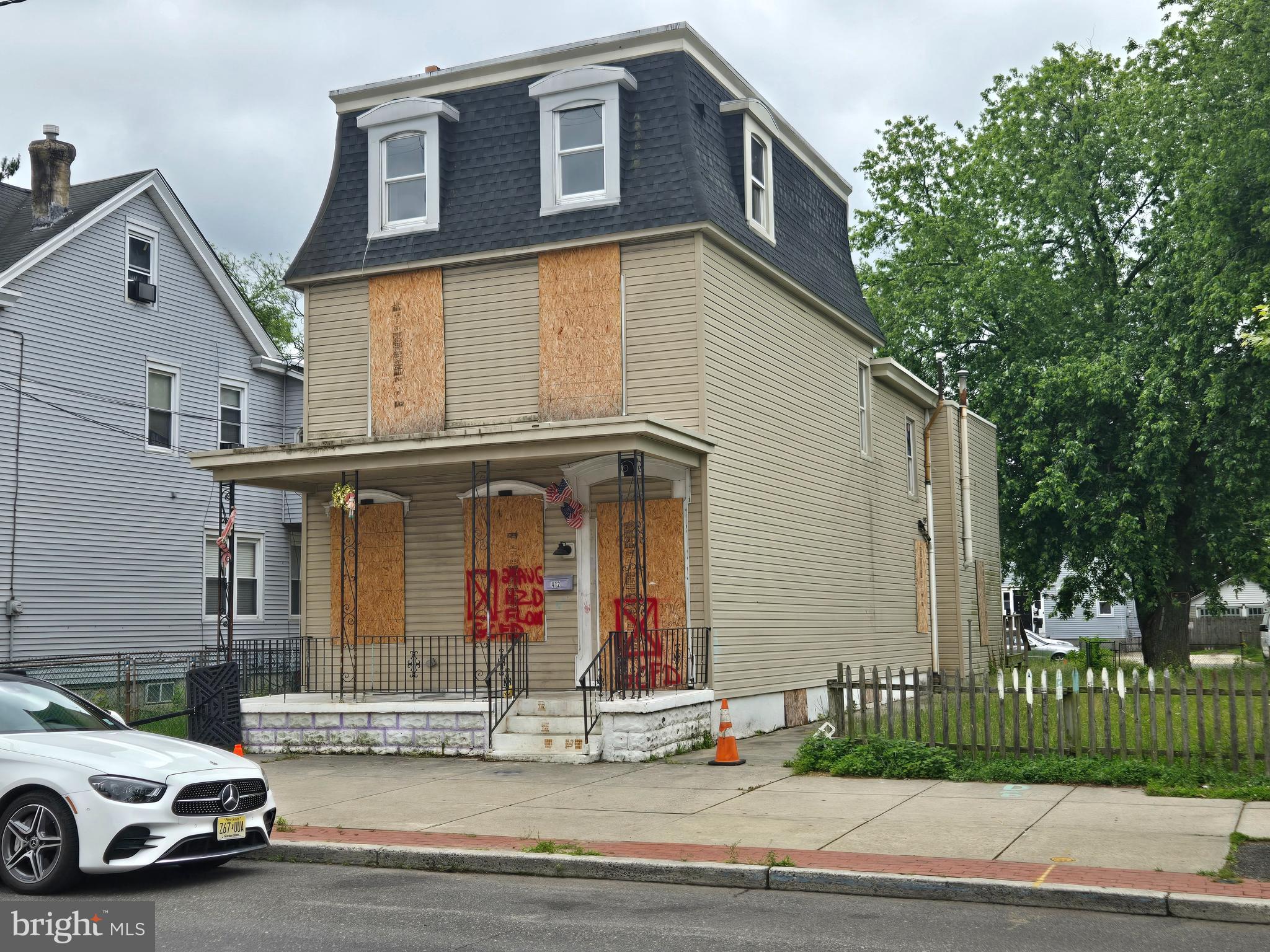 412 MARKET STREET