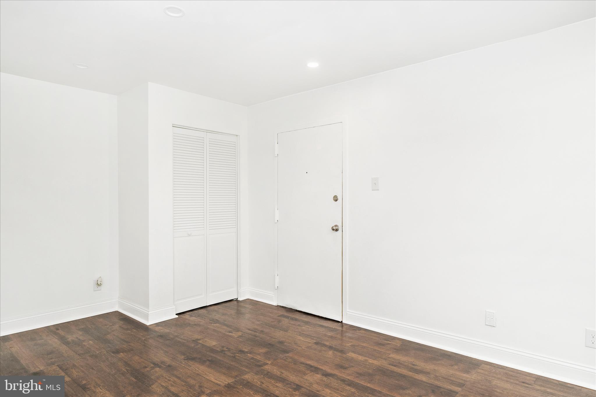 10125 PRINCE PLACE 103-11B