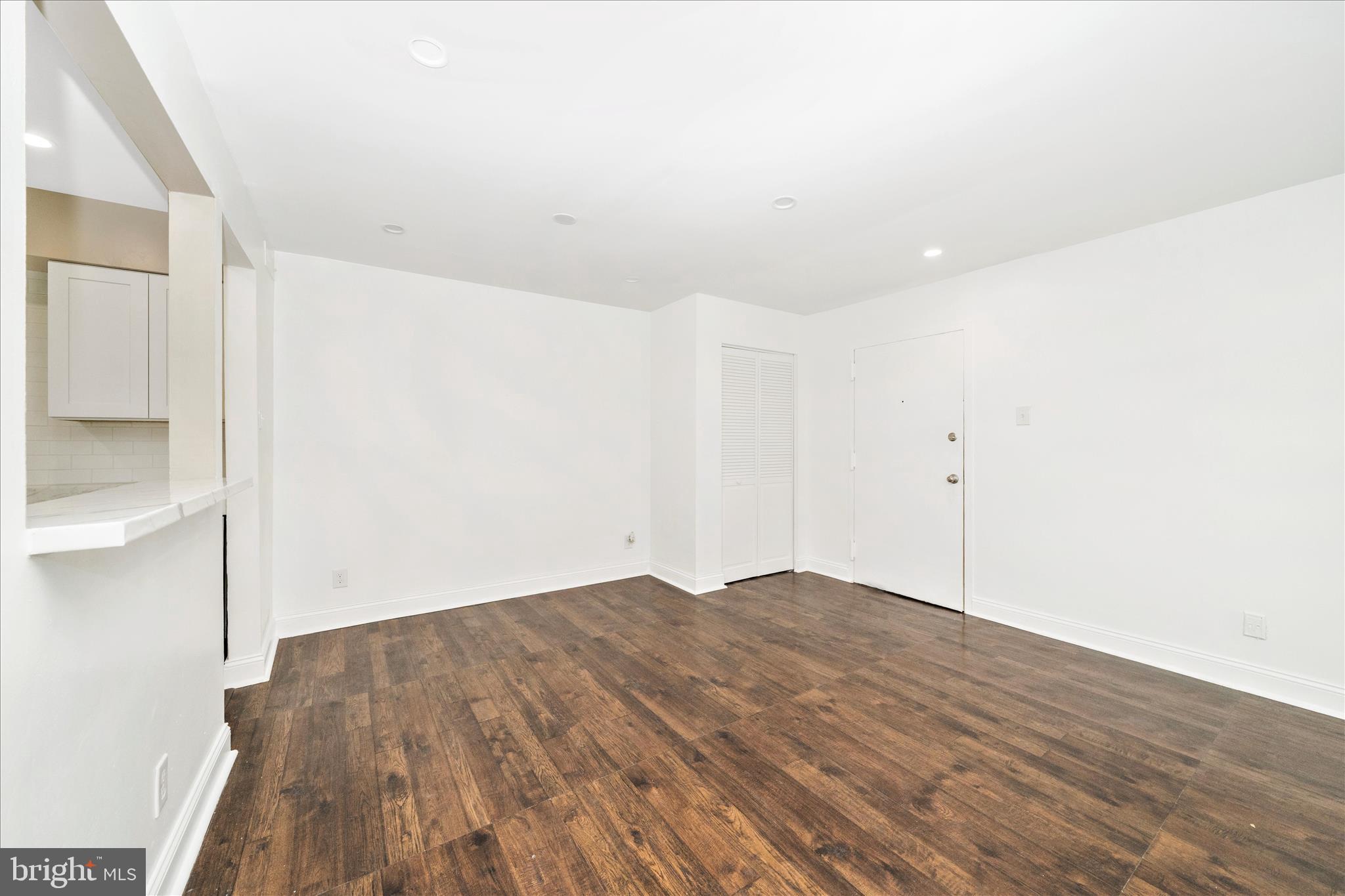 10125 PRINCE PLACE 103-11B