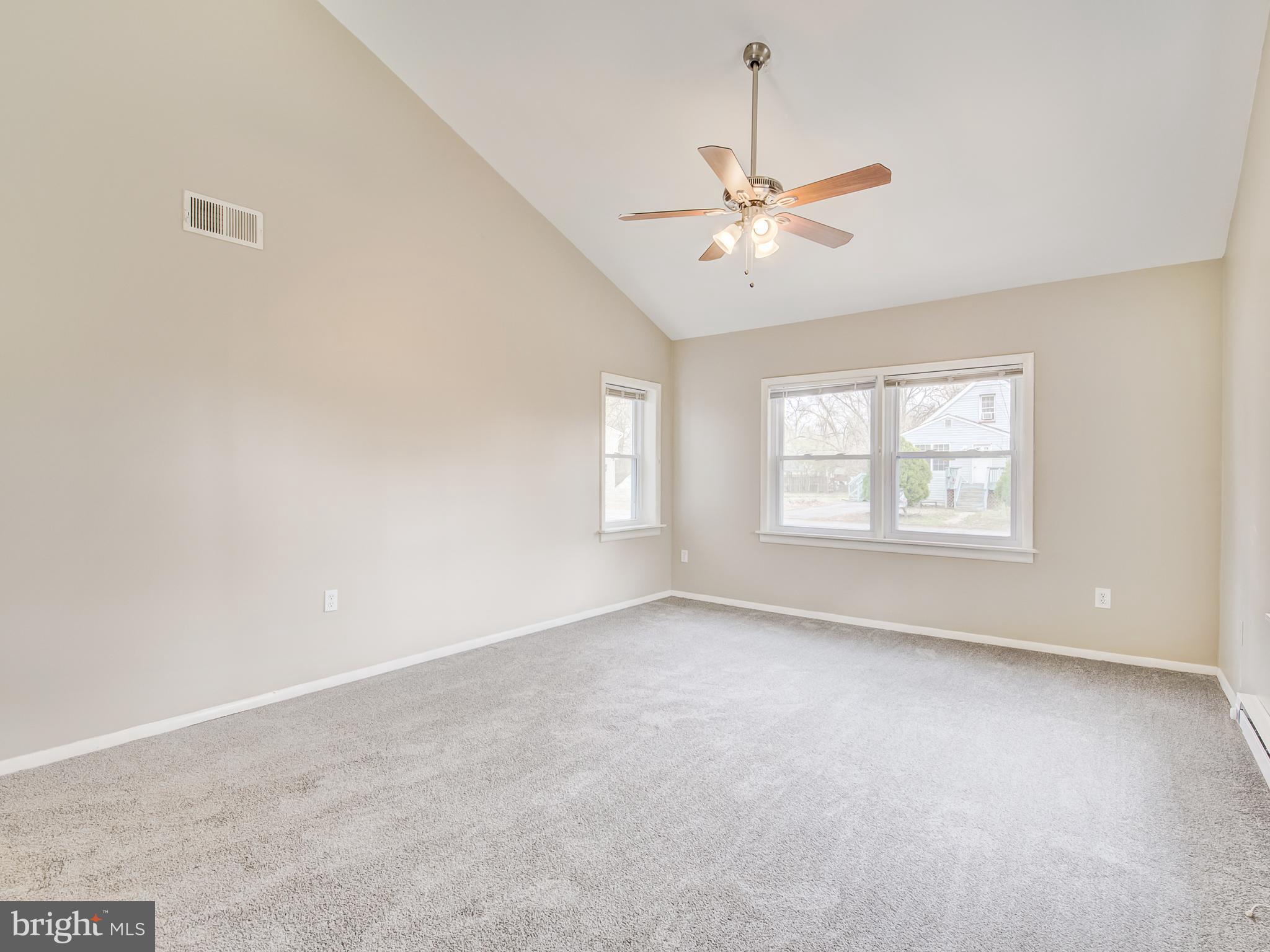 UPPER MAGOTHY BEACH - Residential