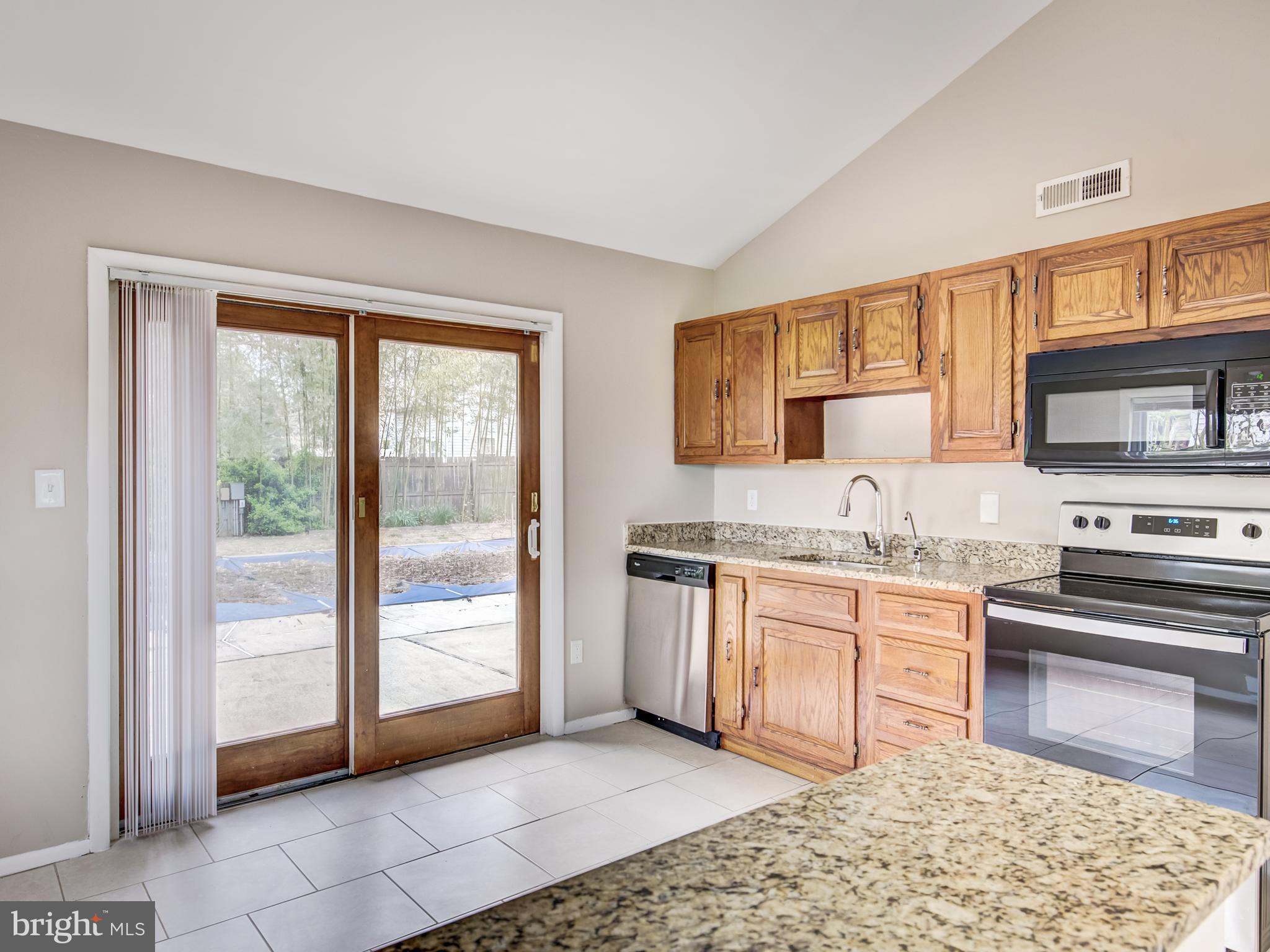 UPPER MAGOTHY BEACH - Residential