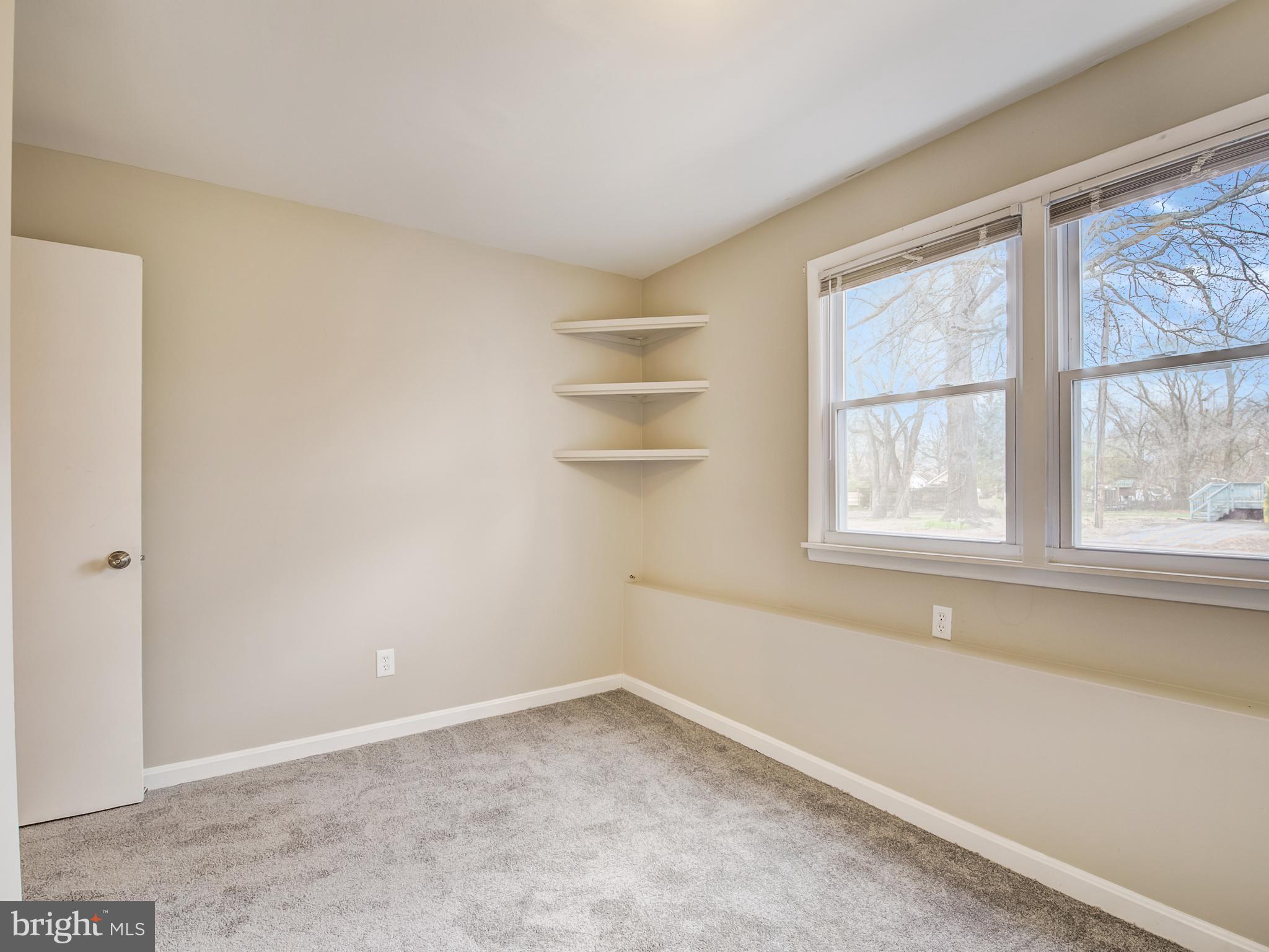 UPPER MAGOTHY BEACH - Residential