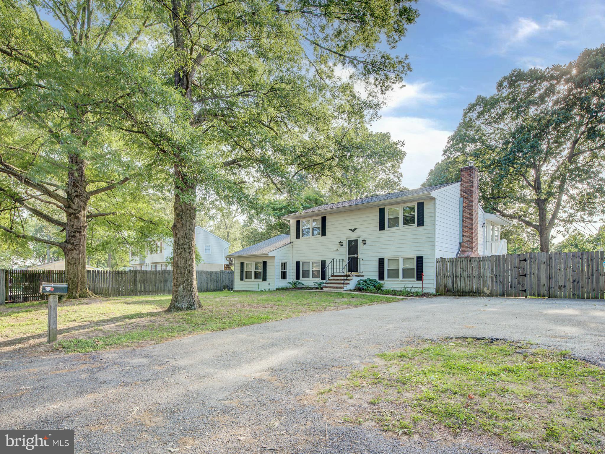 UPPER MAGOTHY BEACH - Residential