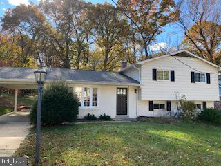 FORT WASHINGTON ESTATES - Residential Lease